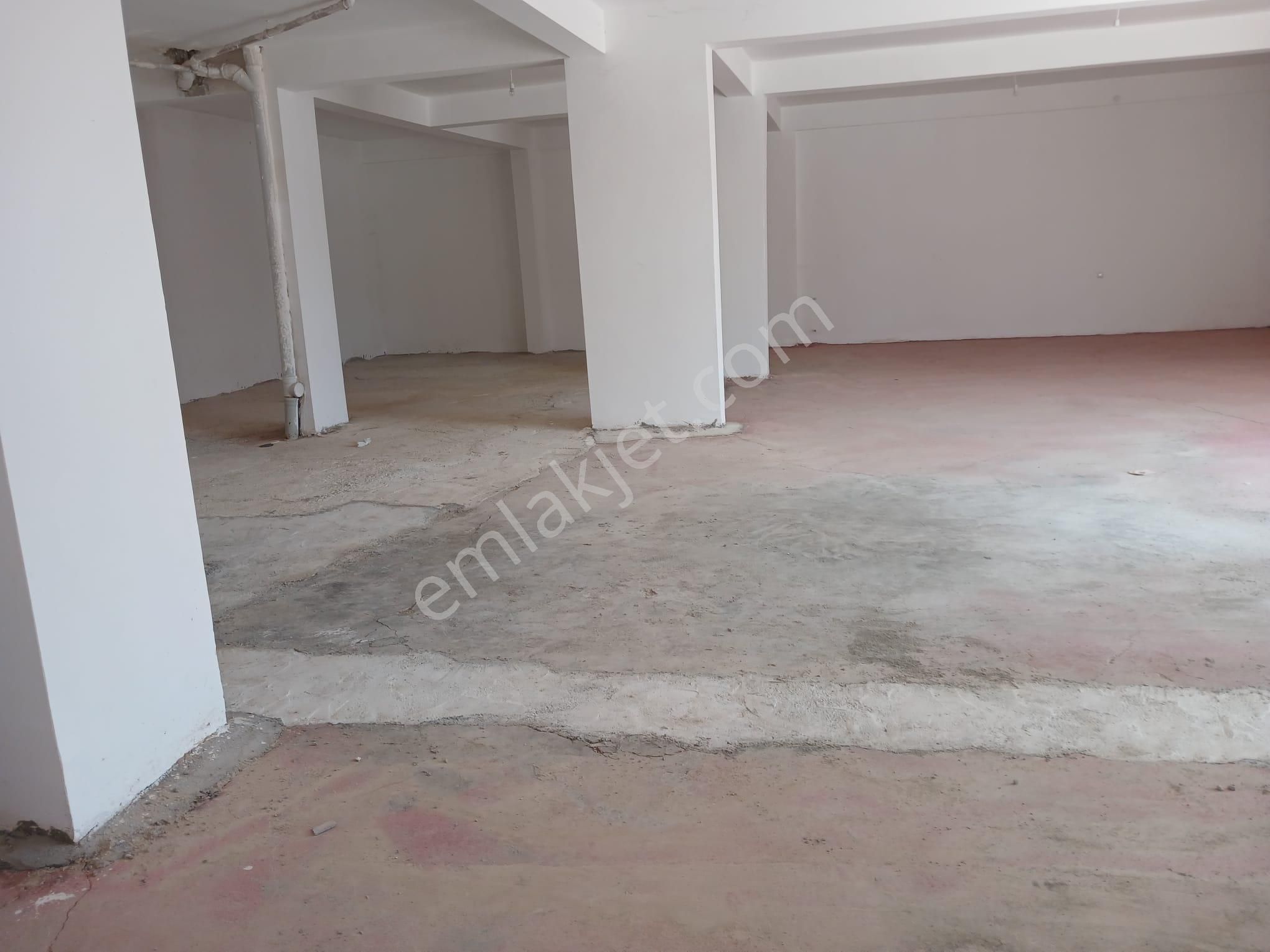 Eskişehir Çifteler’de Cadde Üzerinde Köşe Başı 3 Katlı Komple Satılık Bina - Görsel 4