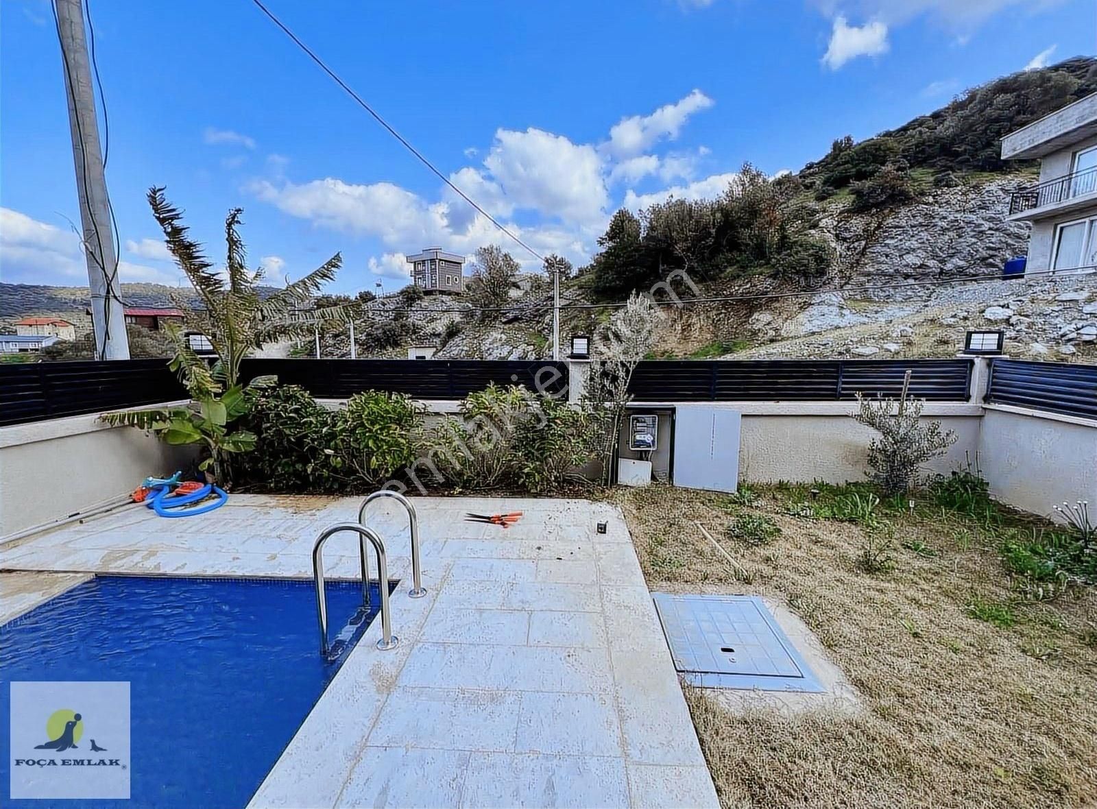 Foça Emlak'tan Sazlıca Da Satılık Muhteşem Konumda 3+1 Taş Villa - Görsel 11