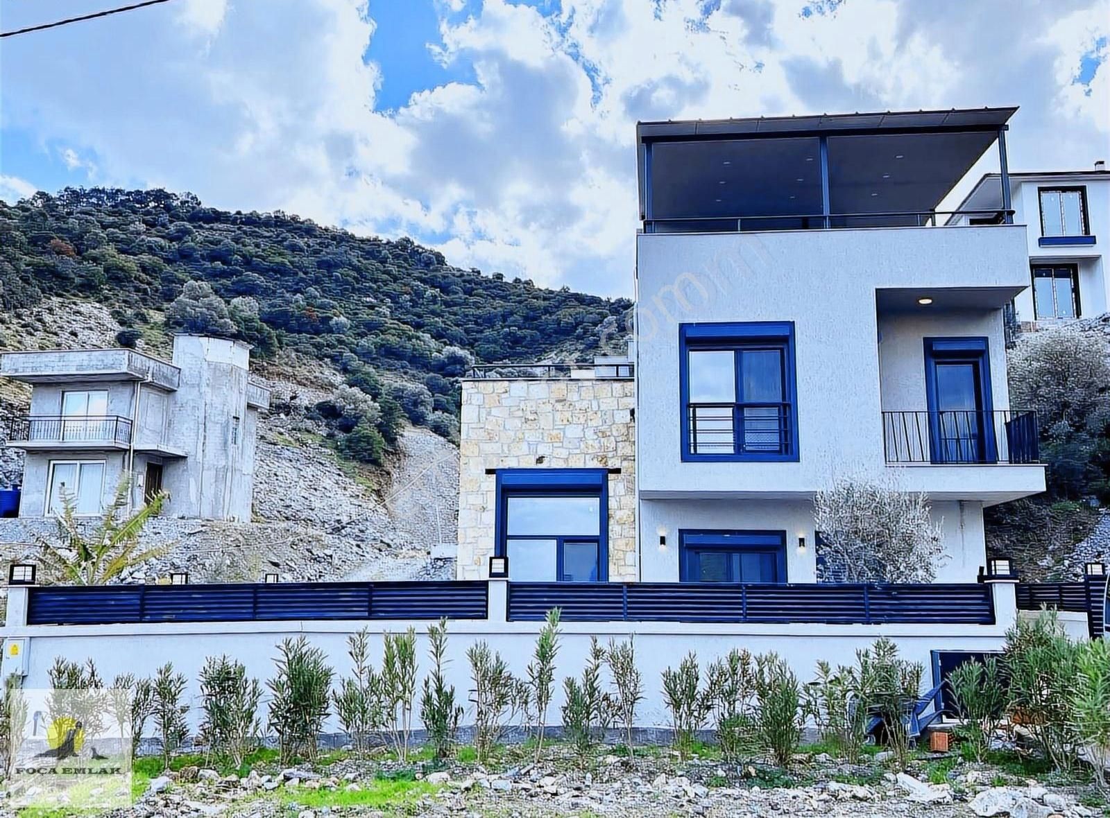 Foça Emlak'tan Sazlıca Da Satılık Muhteşem Konumda 3+1 Taş Villa - Görsel 12
