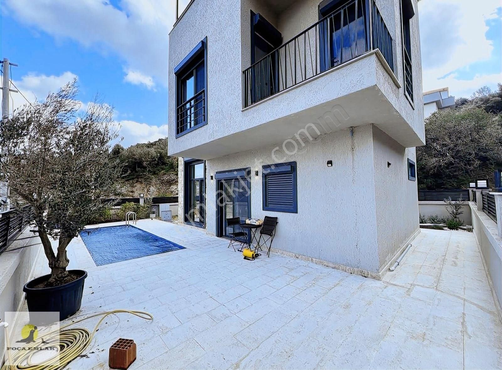 Foça Emlak'tan Sazlıca Da Satılık Muhteşem Konumda 3+1 Taş Villa - Görsel 35