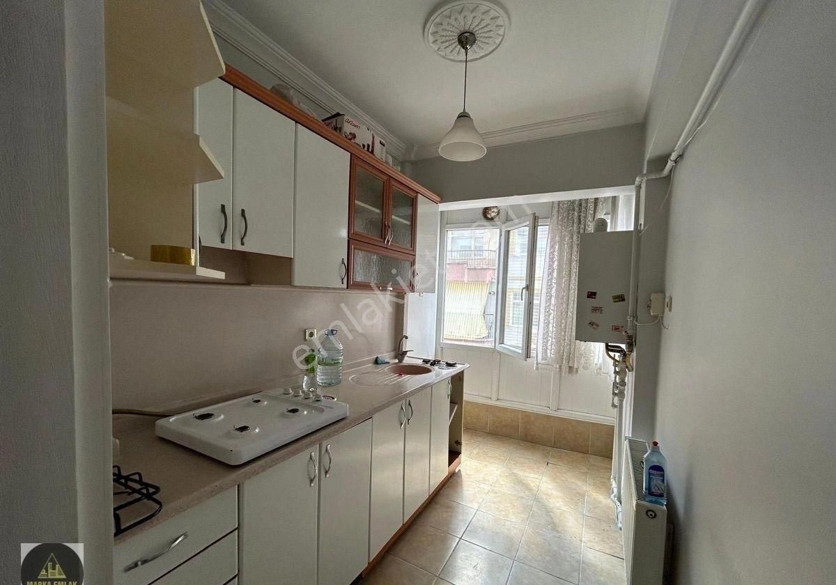Kırıkkale Merkez Tepebaşı Mahallesinde Ara Katta 2+1 Satılık Daire