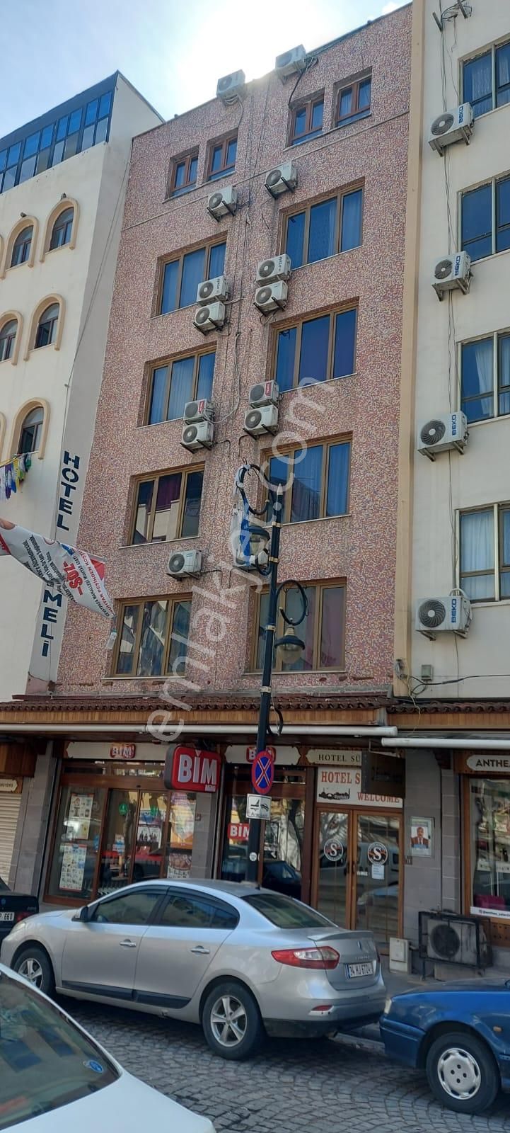 Makro Life Gayrimenkul'den Satılık 5 Katlı 32 Odalı, 82 Yataklı Otel