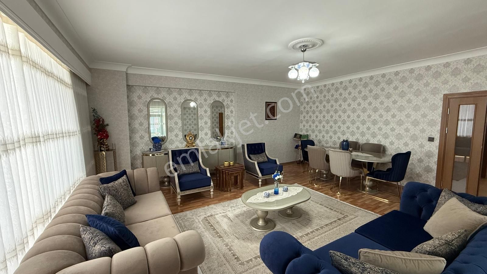 Diclekent Kent Meydanı Civarı Acil Satılık 4+1 Daire