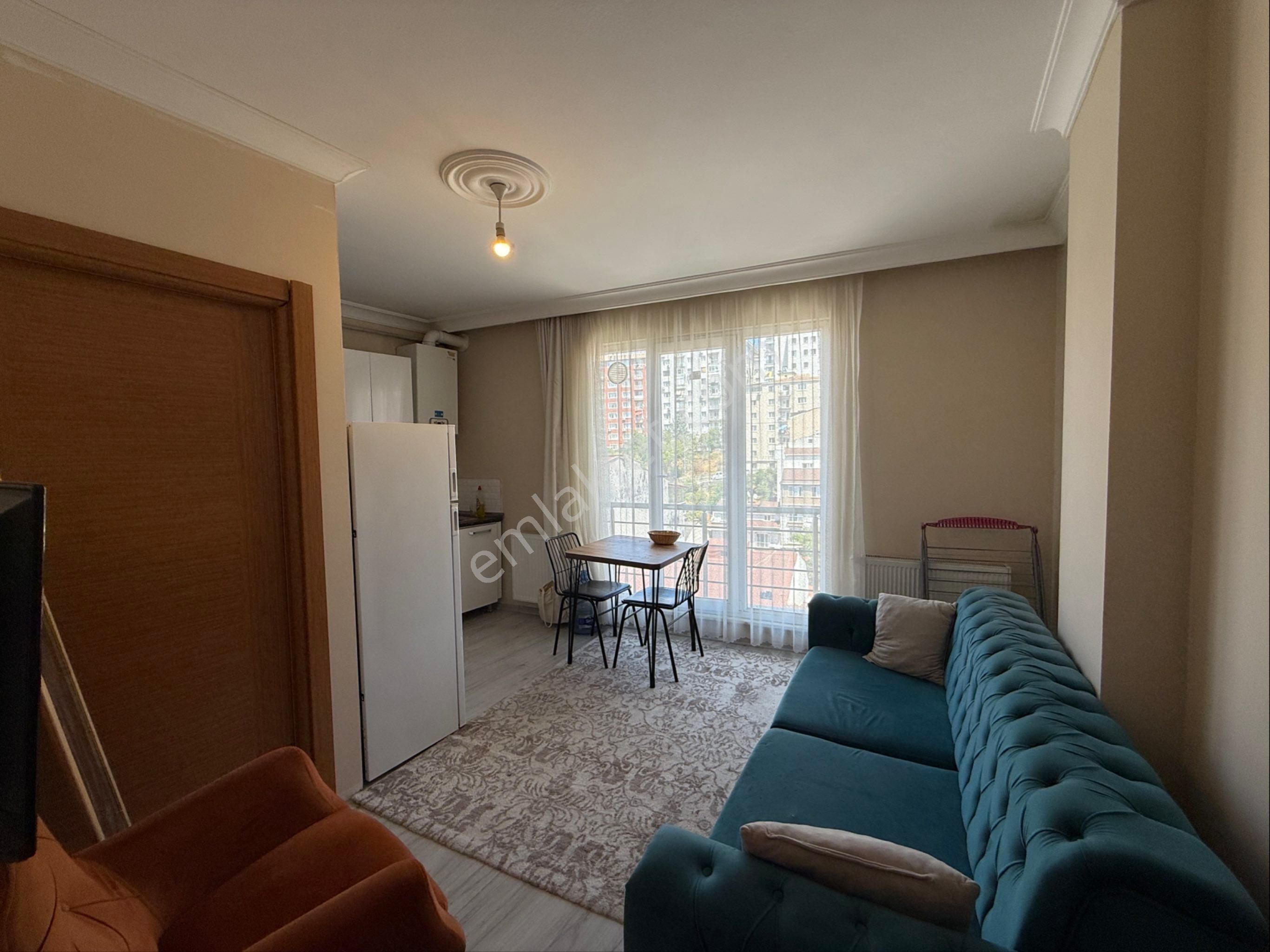 Bilgi Üniversitesi'ne 3 Dk Yürüme Mesafesinde 2+1 Eşyalı Daire