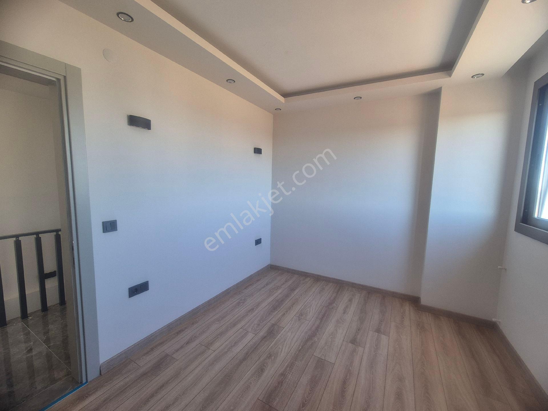 Satılık Mustakıl Vılla 3 + 1 Yenı Yapı - Görsel 24