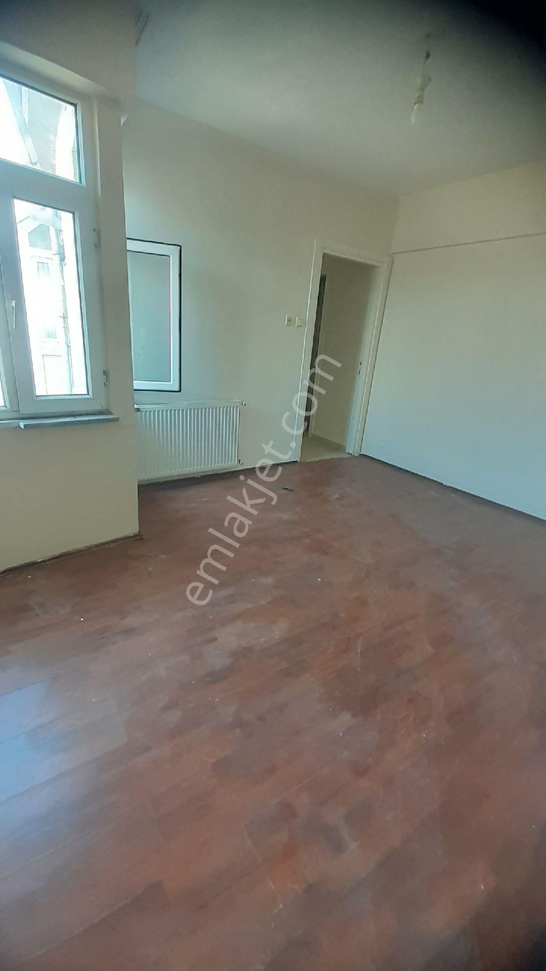 Fatih Açıklar Sokakta Şehir Manzaralı 1+1 Satılık Daire - Görsel 8