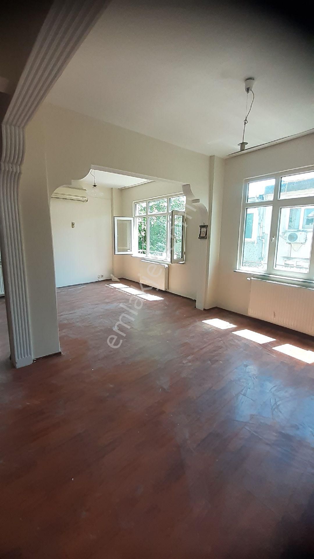 Fatih Açıklar Sokakta Şehir Manzaralı 1+1 Satılık Daire - Görsel 4