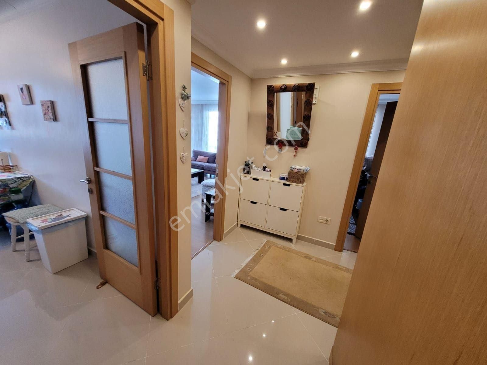 Küçükyalı Yatırım Değeri Yüksek, Terası Kiracılı 5+2 Satılık Dubleks - Görsel 9