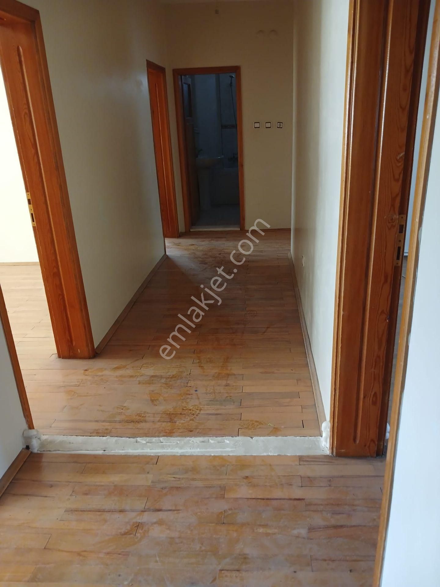 Eskişehir Çifteler’de Müstakil 3 Katlı Komple Satılık Bina - Görsel 8