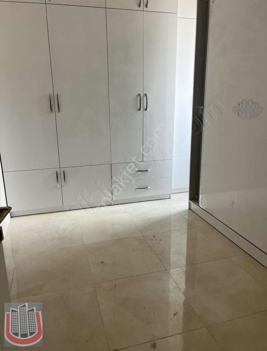 Üniversite Karısı Lüxs Geniş 5*1 Dairemiz Kiralıktır