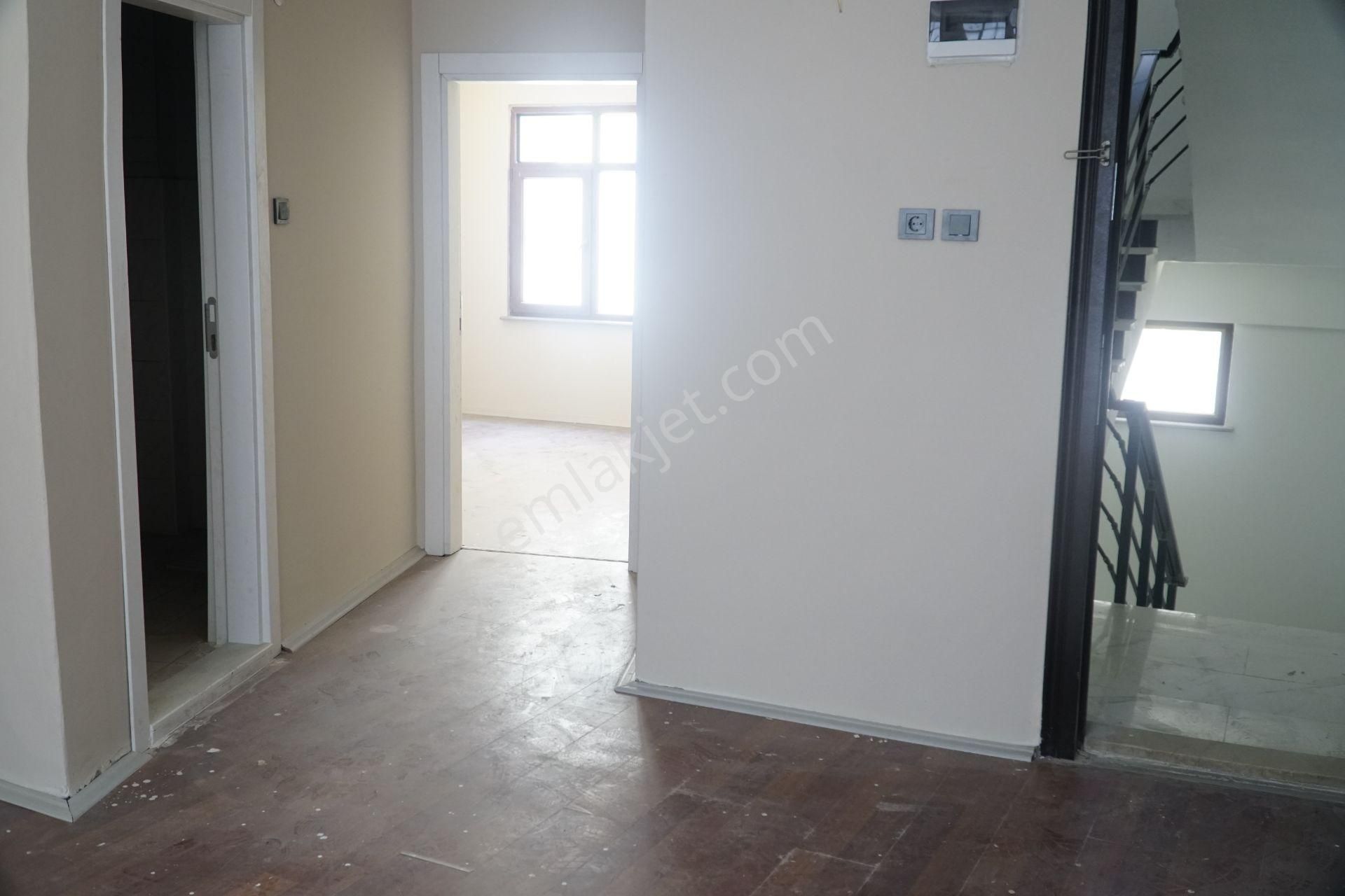 Trabzon İskenderpaşa(meydan 'da) Kiralık Ofisler - Görsel 14