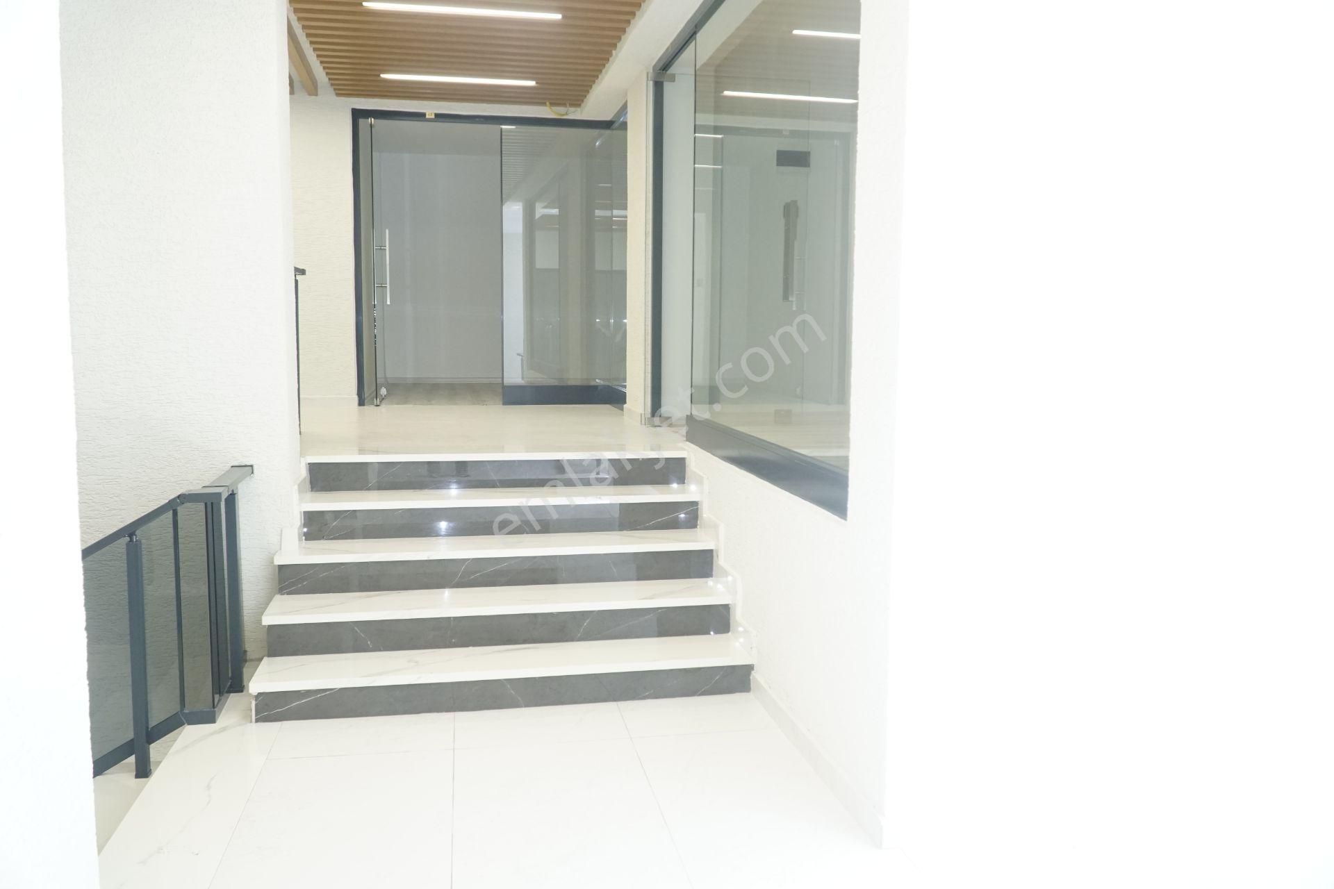 Trabzon İskenderpaşa(meydan 'da) Kiralık Ofisler - Görsel 12