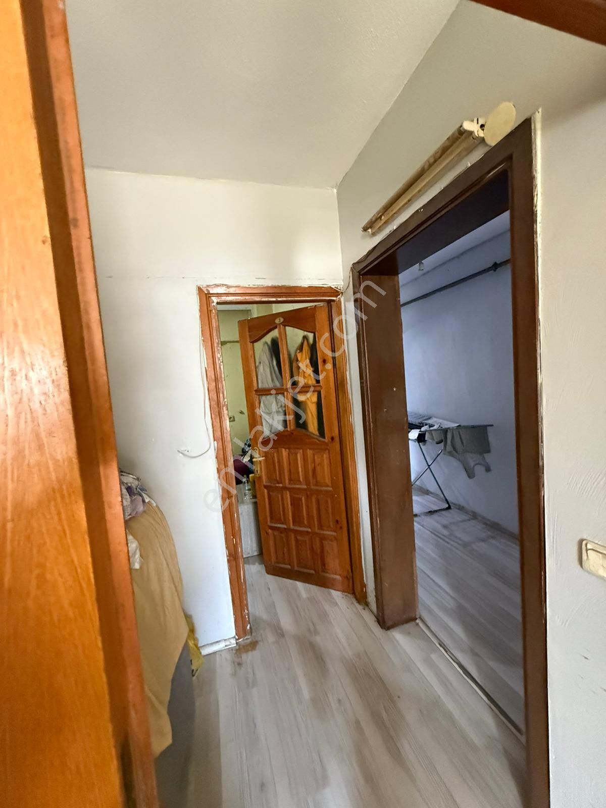 Bandırma 17 Eylül Mahallesi 5+1 Satılık 240m2 Daire - Görsel 12