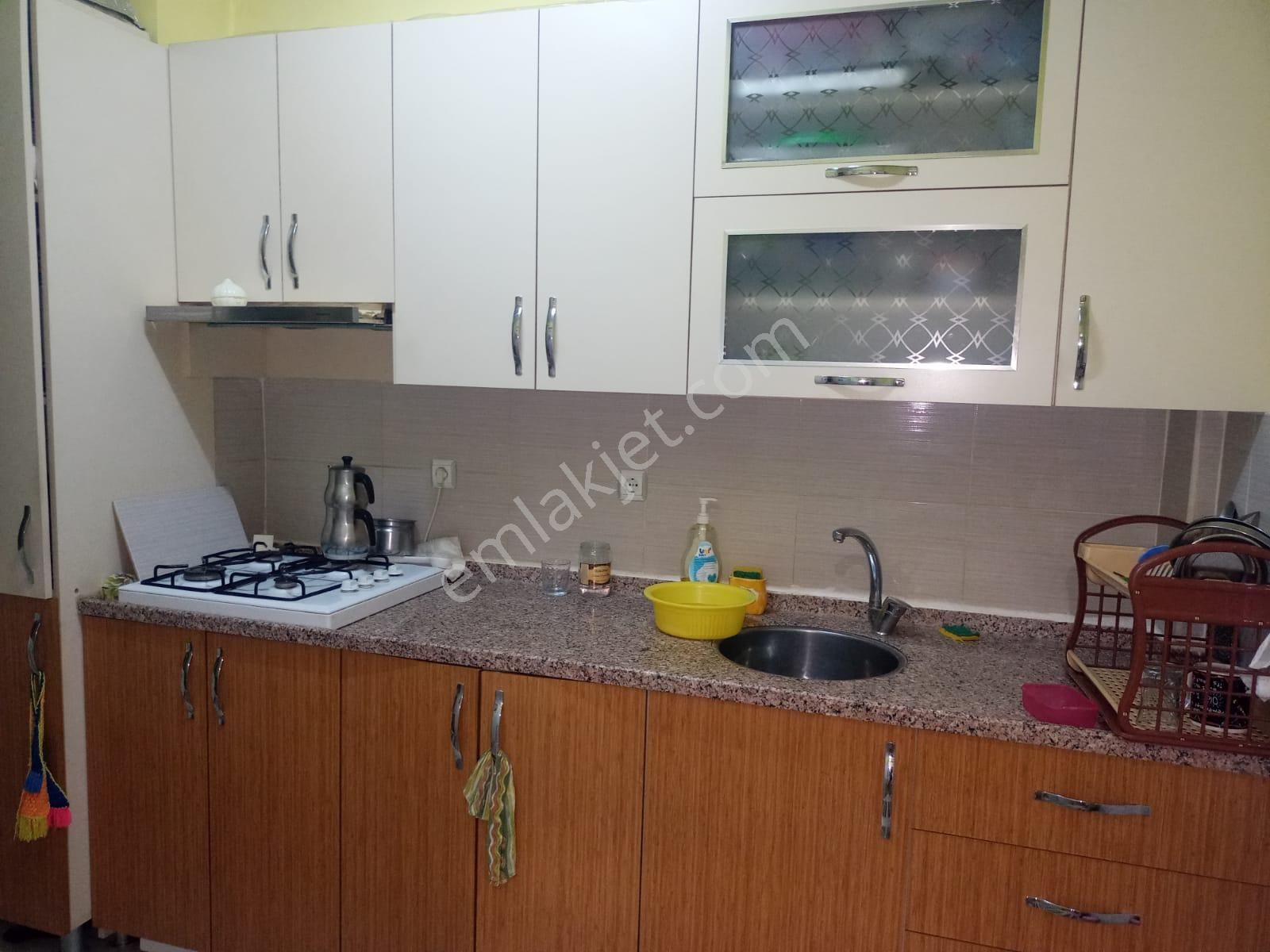 Hacıabdi Mahallesinde Akbay Caddesinde Satılık Uygun 3+1 Daire