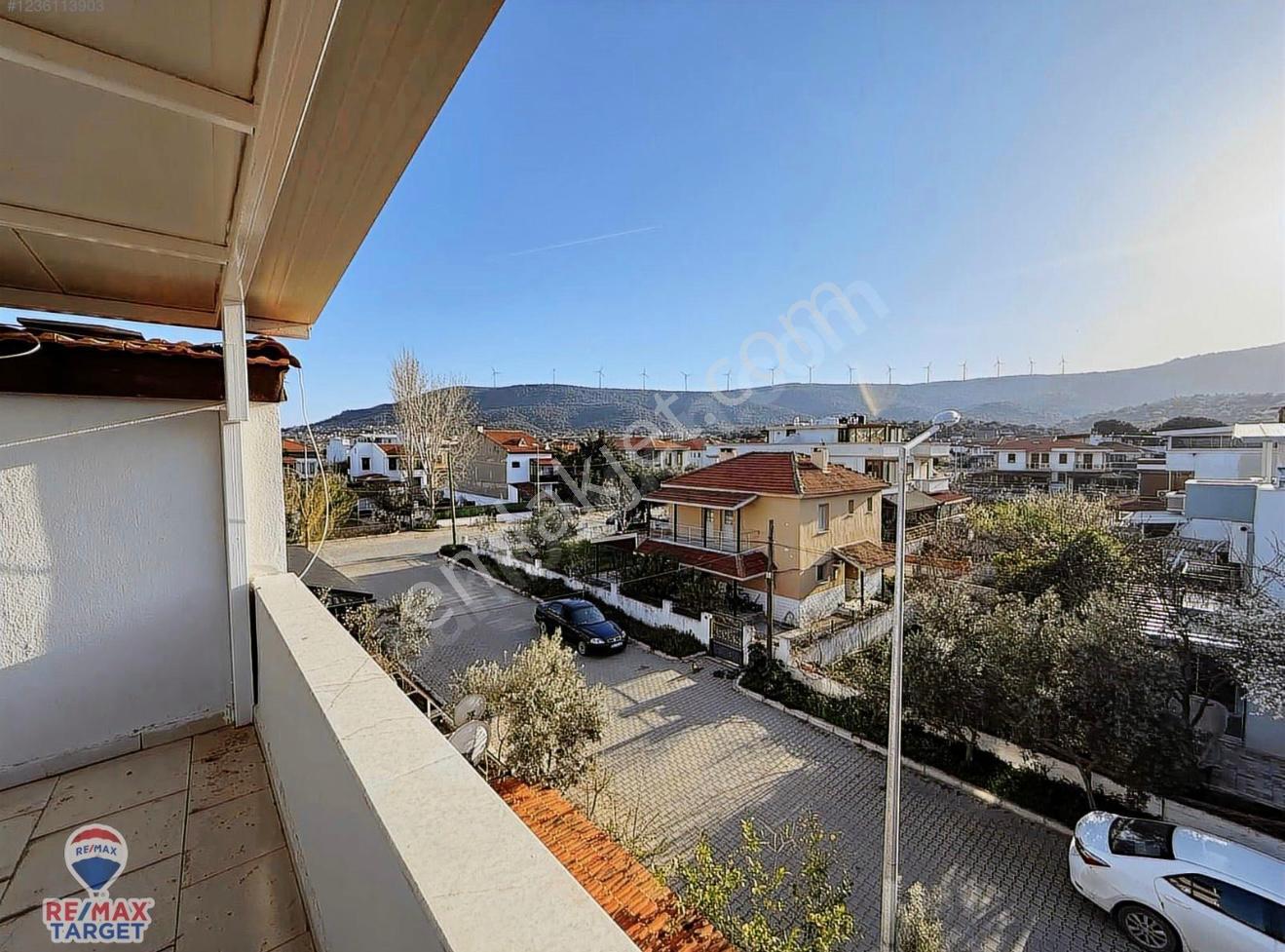 Gencellide Satılık 4+1 Bahçeli Ve Teraslı Denize 100 Metrede Daire - Görsel 9