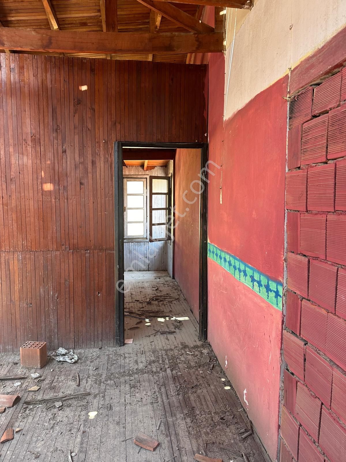 Kuşadası Kaleiçinde Fırsat Kelepir Dükkan / Depo - Görsel 8