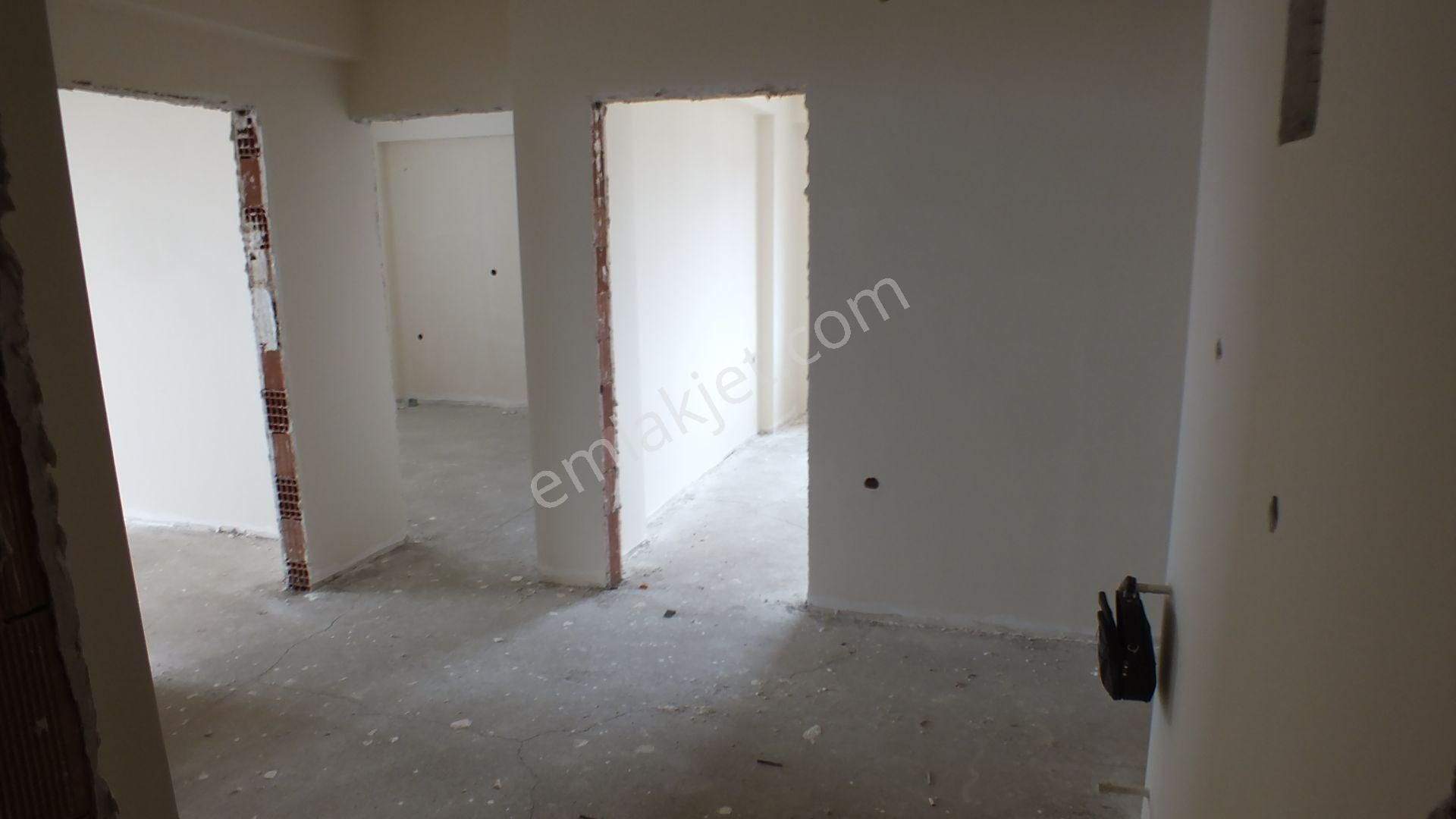 Pelitli Yeşilköy Megakent Satılık 160m2 3+1 5. Kat Fırsat Daire - Görsel 2