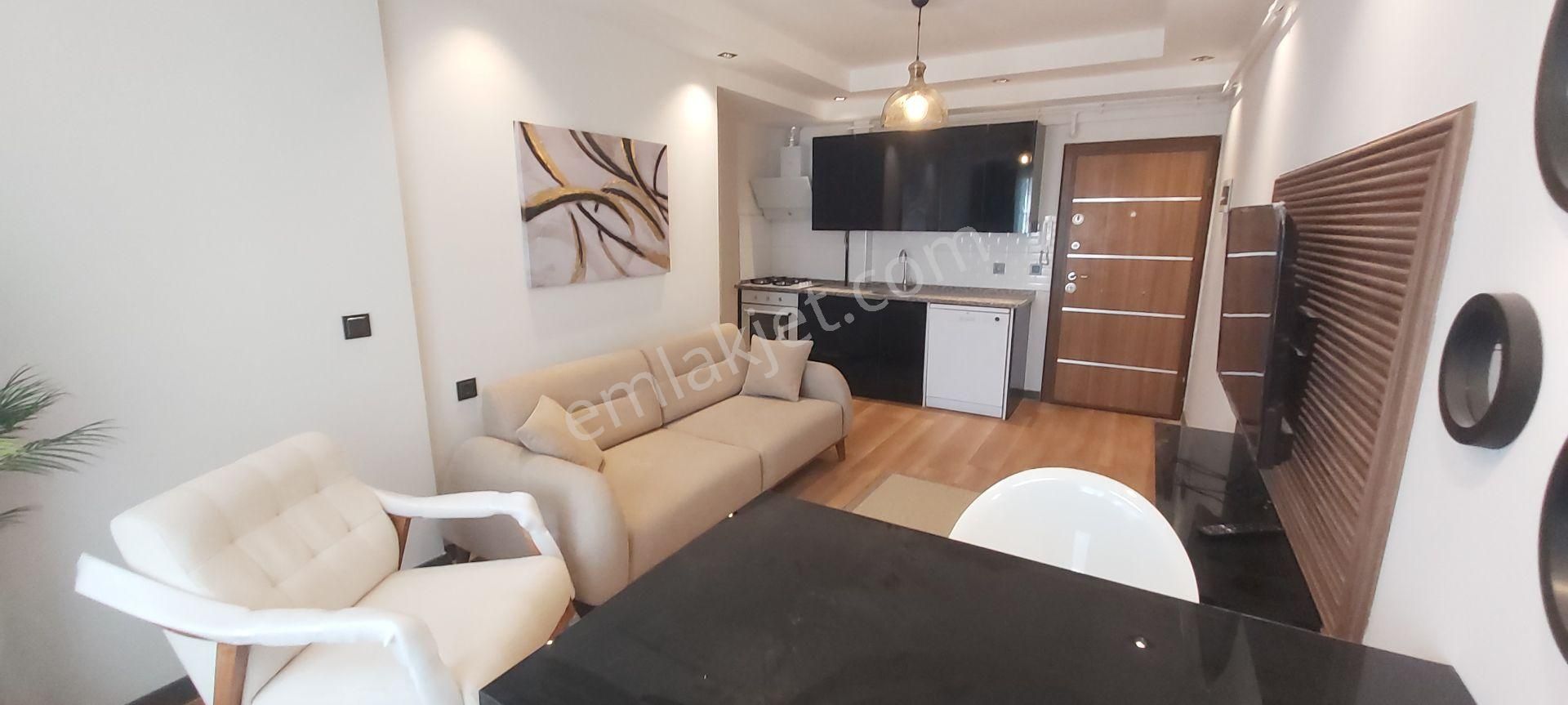 Ender Uysal Gayrimenkulden Asmalıevler De Kiralık 1+1 Asansörlü Balkonlu Lüks Eşyalı Apart..
