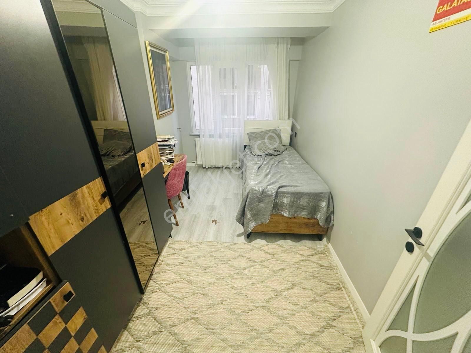 Özgür İnşaat'tan Sultançiftliği Mah Tramvay Dibi 3+1 120m2 1.kat - Görsel 17