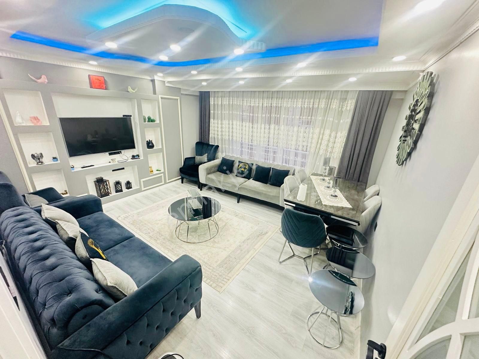 Özgür İnşaat'tan Sultançiftliği Mah Tramvay Dibi 3+1 120m2 1.kat - Görsel 13