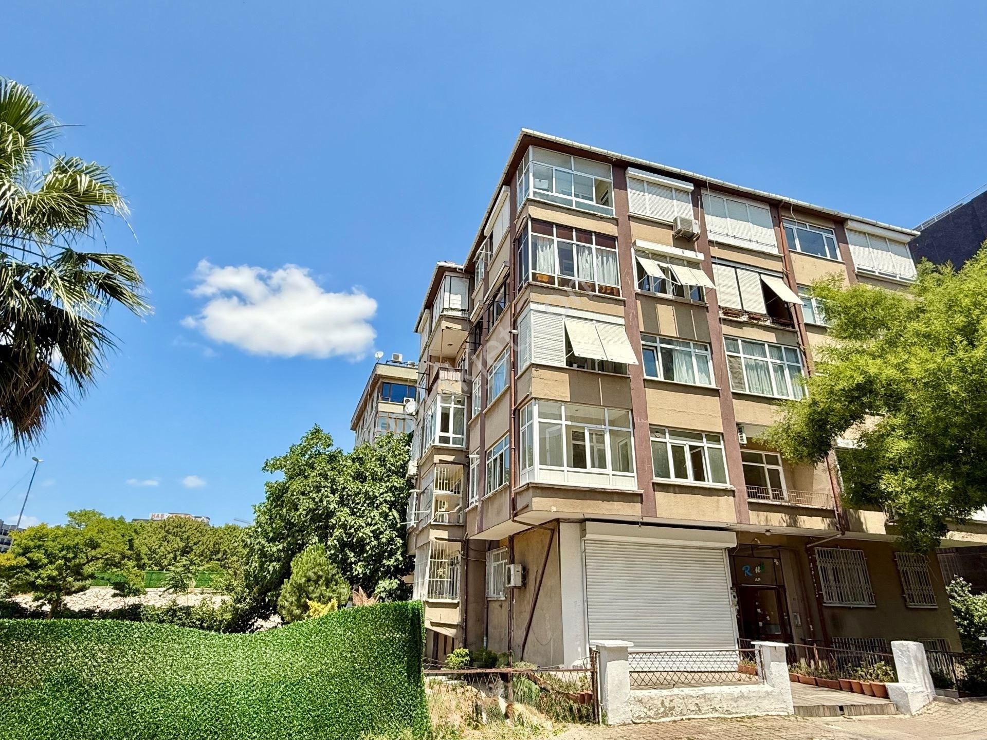 Bakırköy İncirli Girişinde Acil Satılık 3+1 Yatırımlık Daire