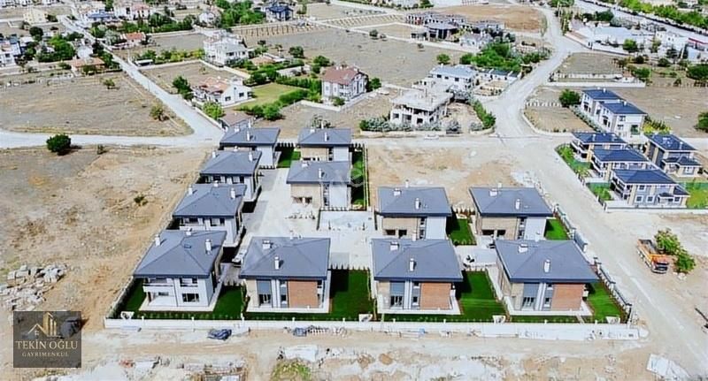 Tekin Oğlun'dan Meram'da 4+1 285 M² Ultra Lux Villa