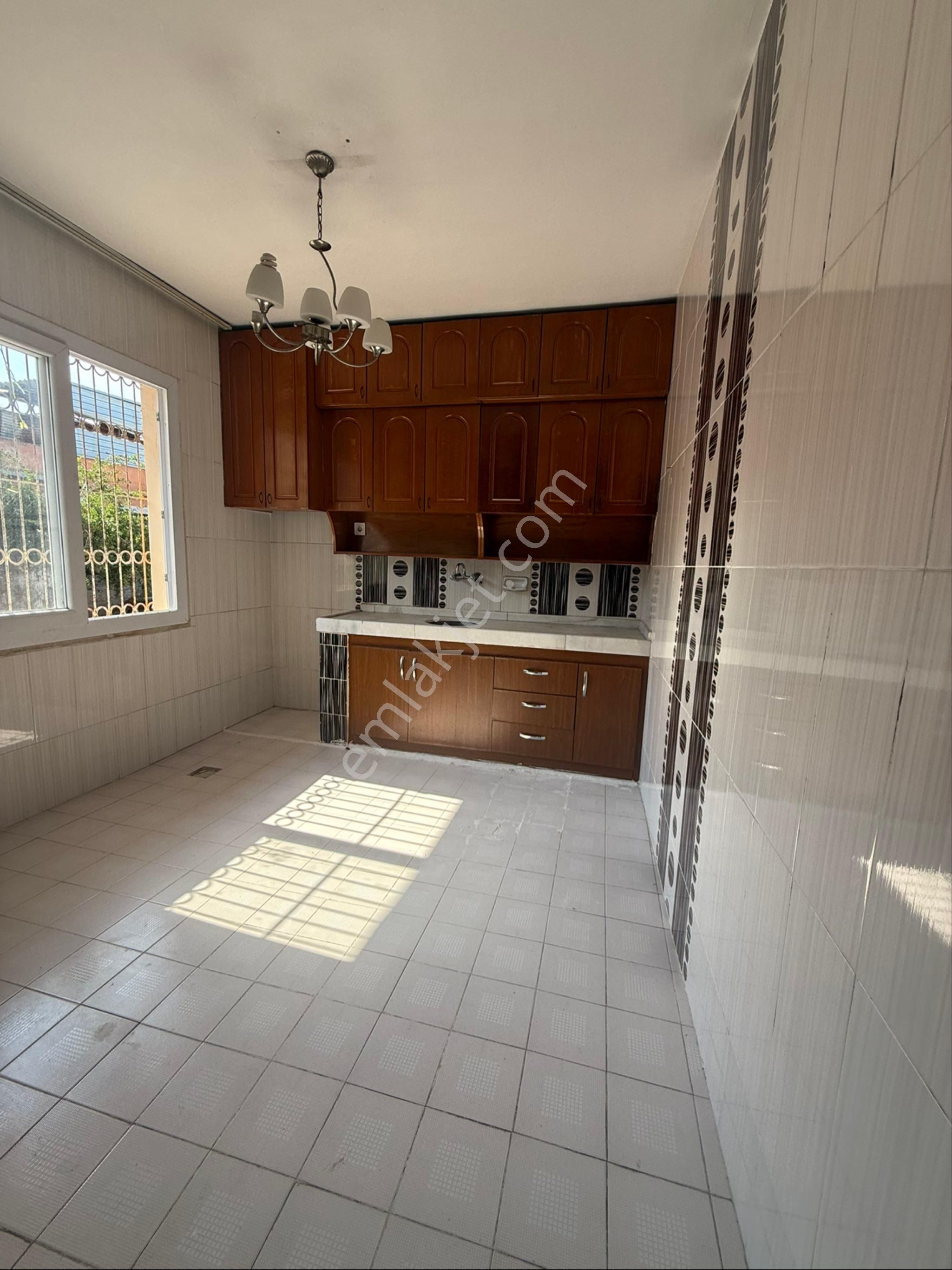 🟩 Yeşiloba’da Müstakil Huzur! Giriş Kat Geniş 2+1 Kiralık Daire