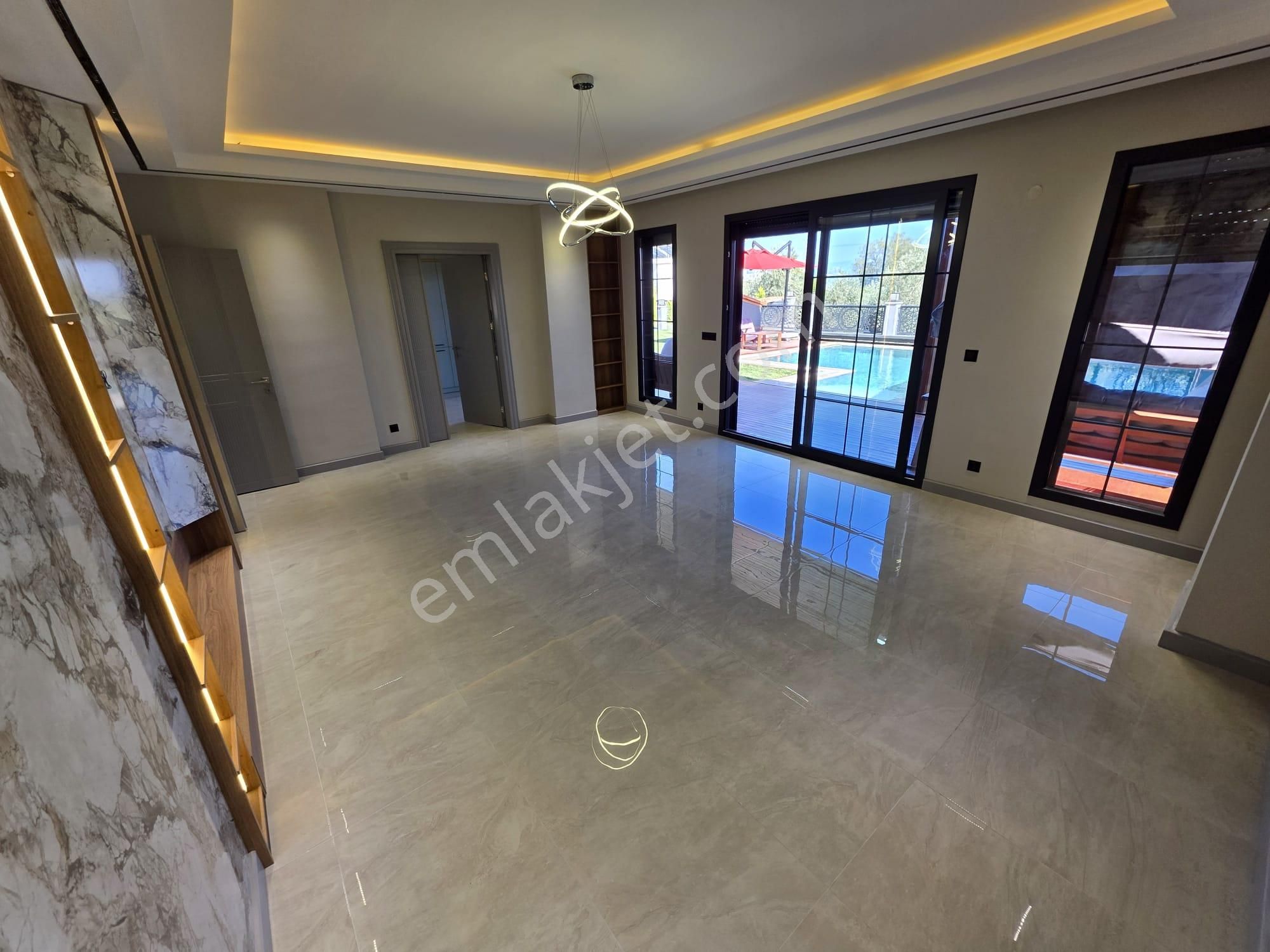 Arsayı Görünce Evin İçini Unutacaksın!!! Özel Havuzlu 5+1 Villa - Görsel 5