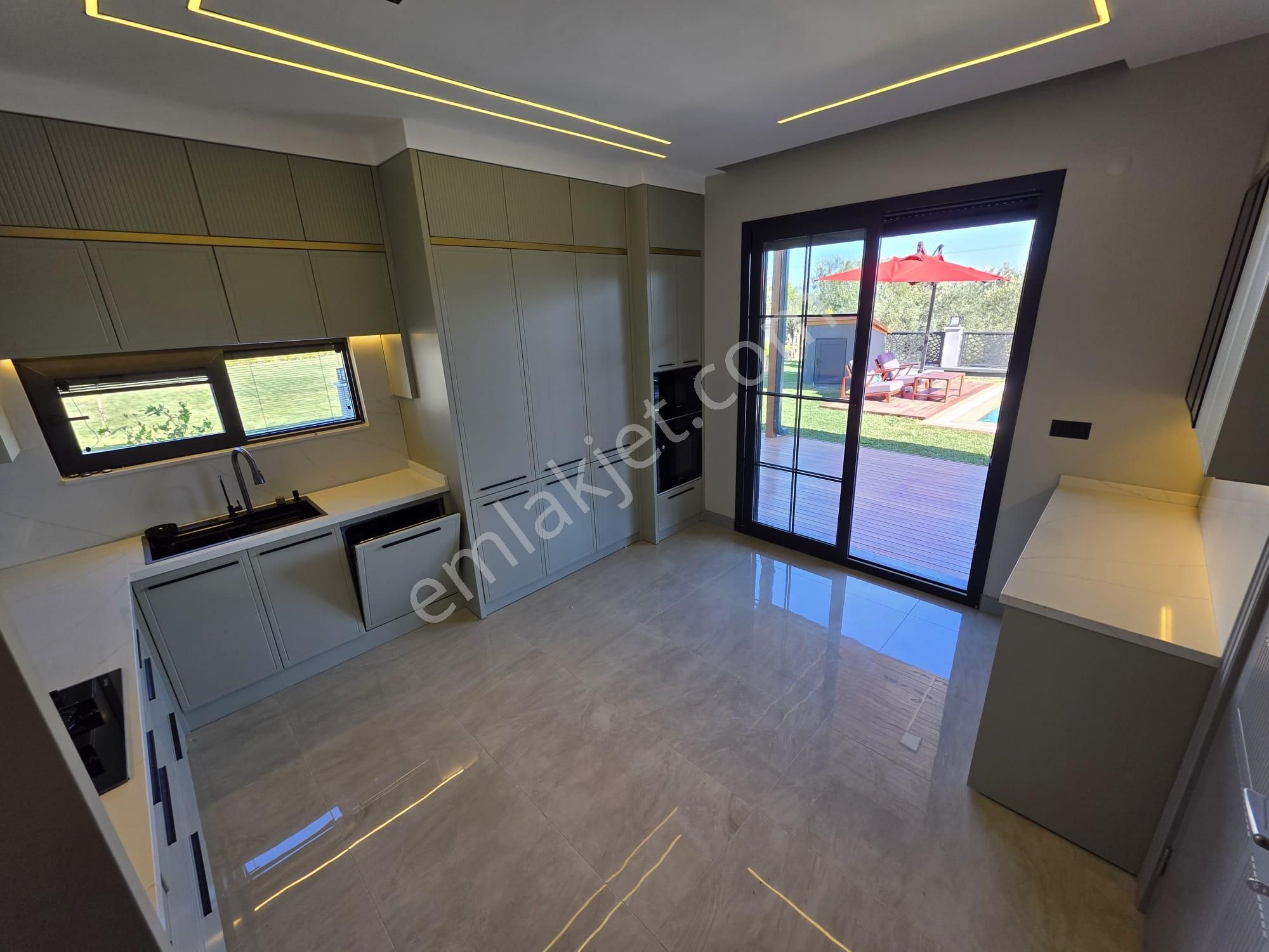 Arsayı Görünce Evin İçini Unutacaksın!!! Özel Havuzlu 5+1 Villa - Görsel 8