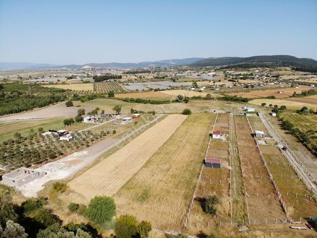 Değirmendere Köyünde; Elektrik/su Alt Yapısı Hazır - Tel Örgüsü Çekili Oturuma Hazır Satılık Bahçe - Görsel 16
