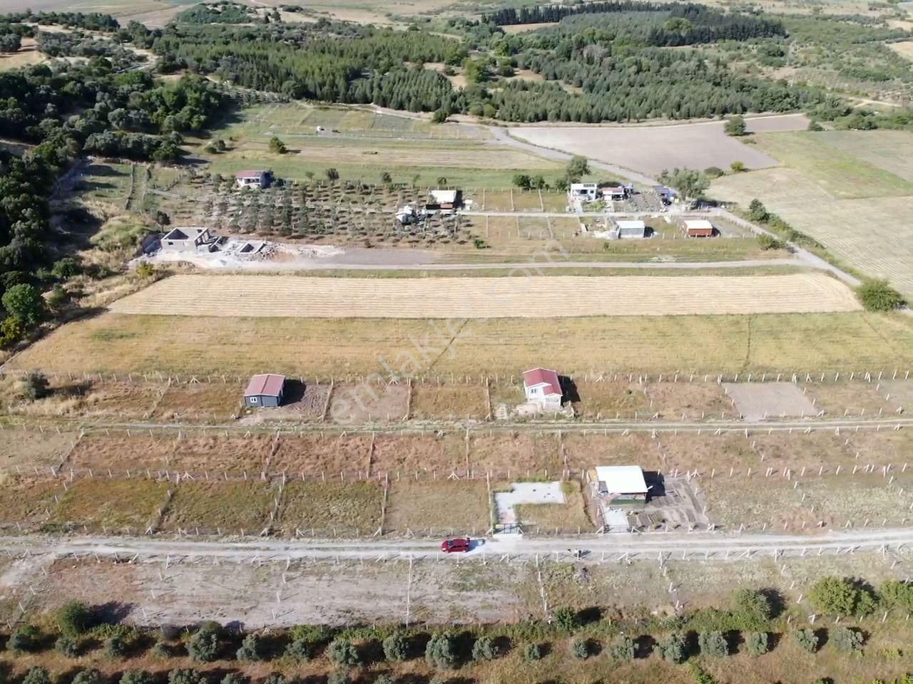 Değirmendere Köyünde; Elektrik/su Alt Yapısı Hazır - Tel Örgüsü Çekili Oturuma Hazır Satılık Bahçe - Görsel 2