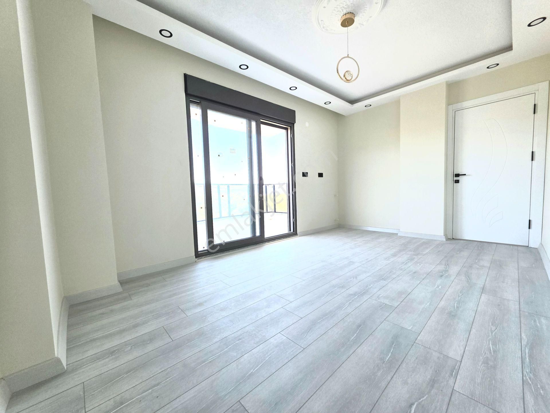 Vahdet'ten Ssk Bölgesinde Deniz Manzaralı 4+1 Teraslı Lüx Villa - Görsel 27