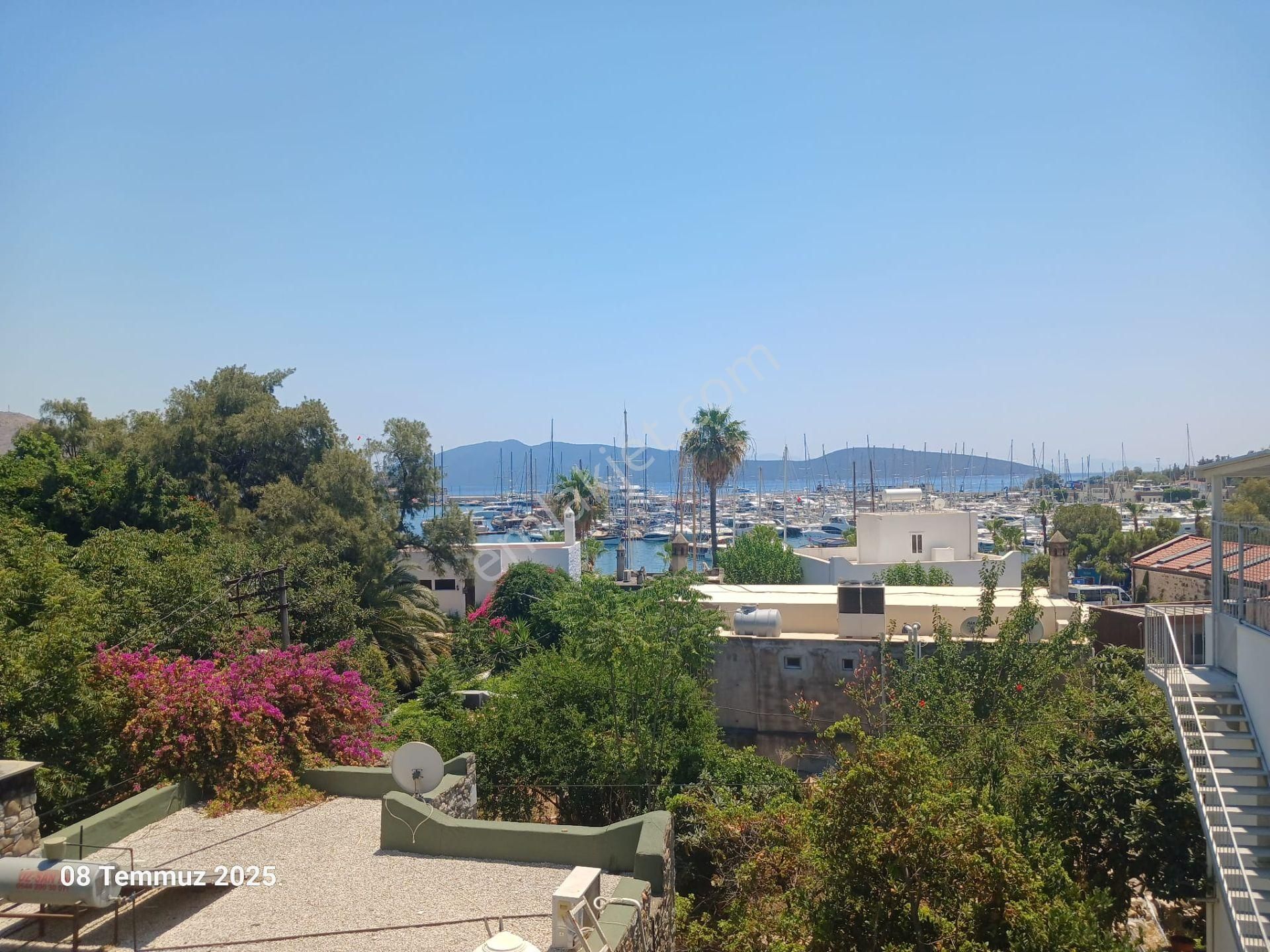 Bodrum Marina' Da, Yıllık Kiralık, Eşyalı, Daire