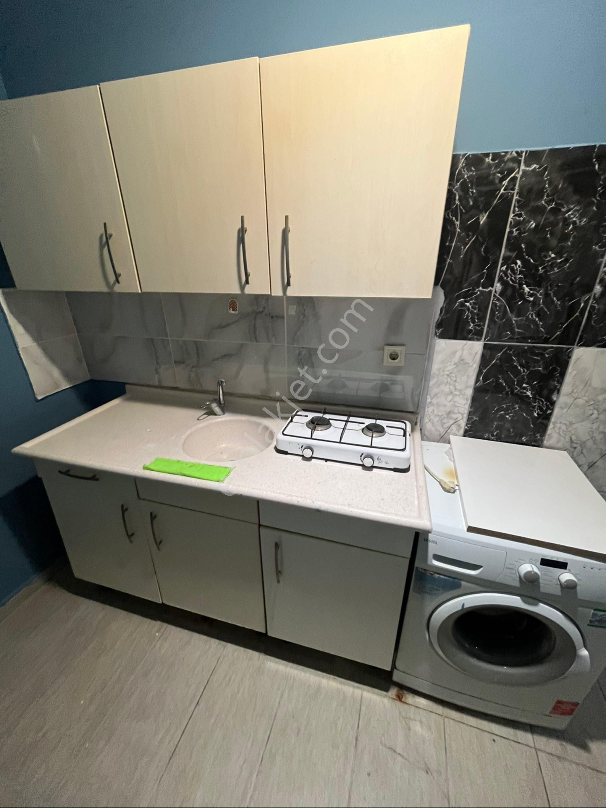 Baraj Yolu Katmerci Dayı Arkasında Eşyalı Kiralık 2+1