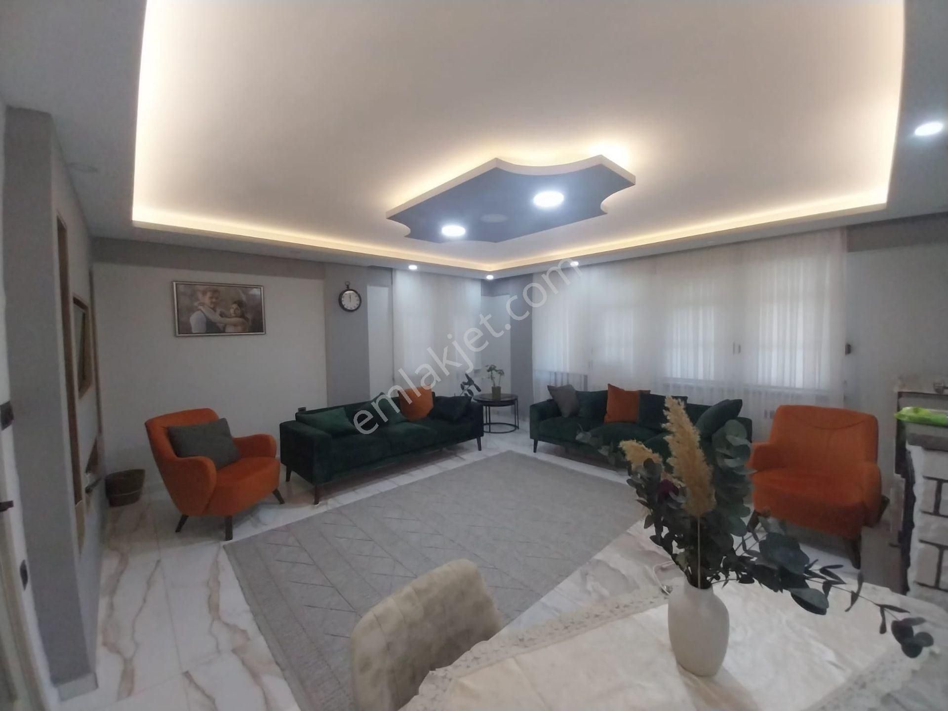 Yükselden Cennetayağında Önü Açık Geniş Cam Balkonlu 3+1 Daire