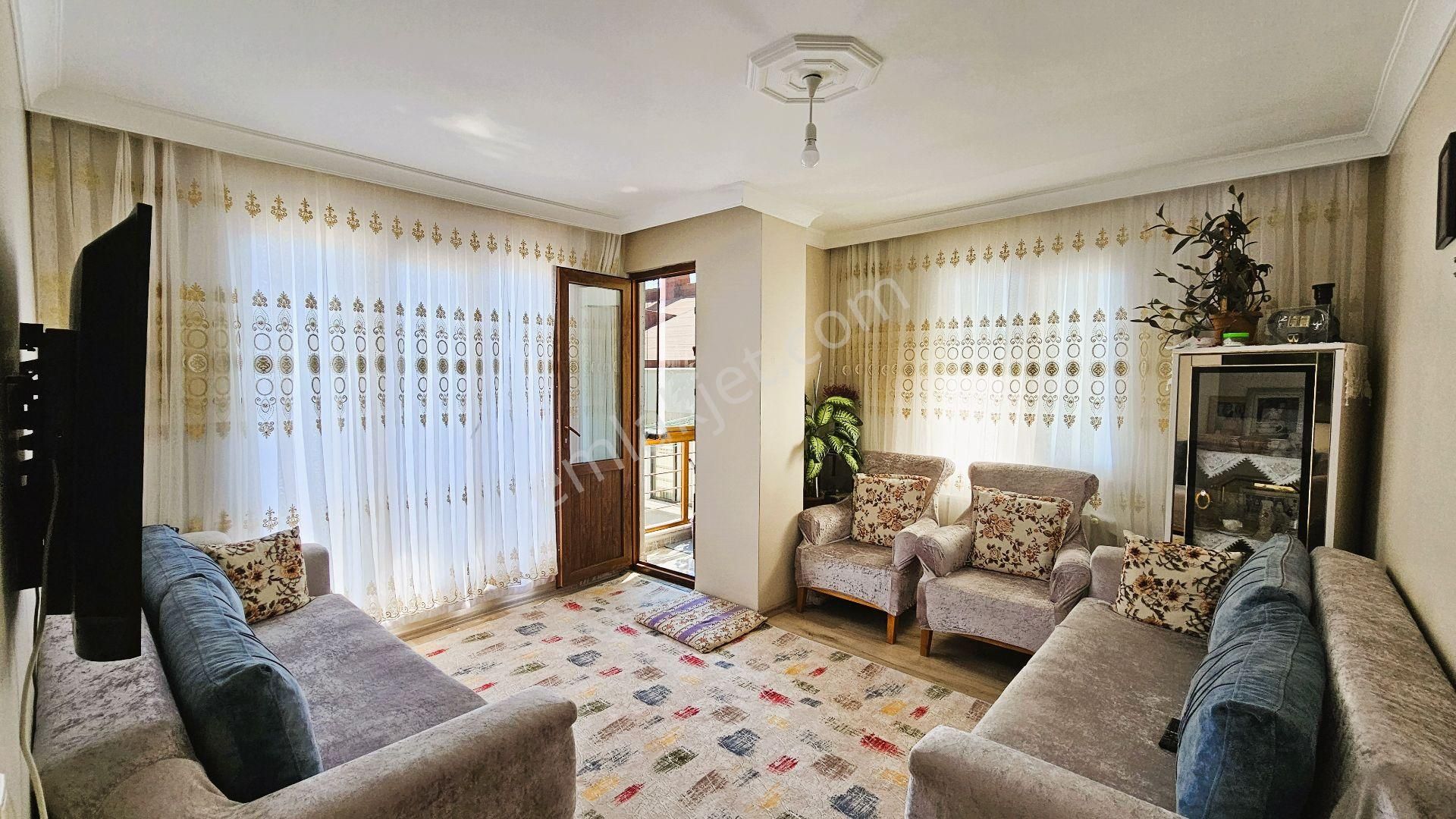 Doğan Emlak 'tan Ortadağda Satılık Güzel Konumda 2+1 Üst Dubleks - Görsel 2