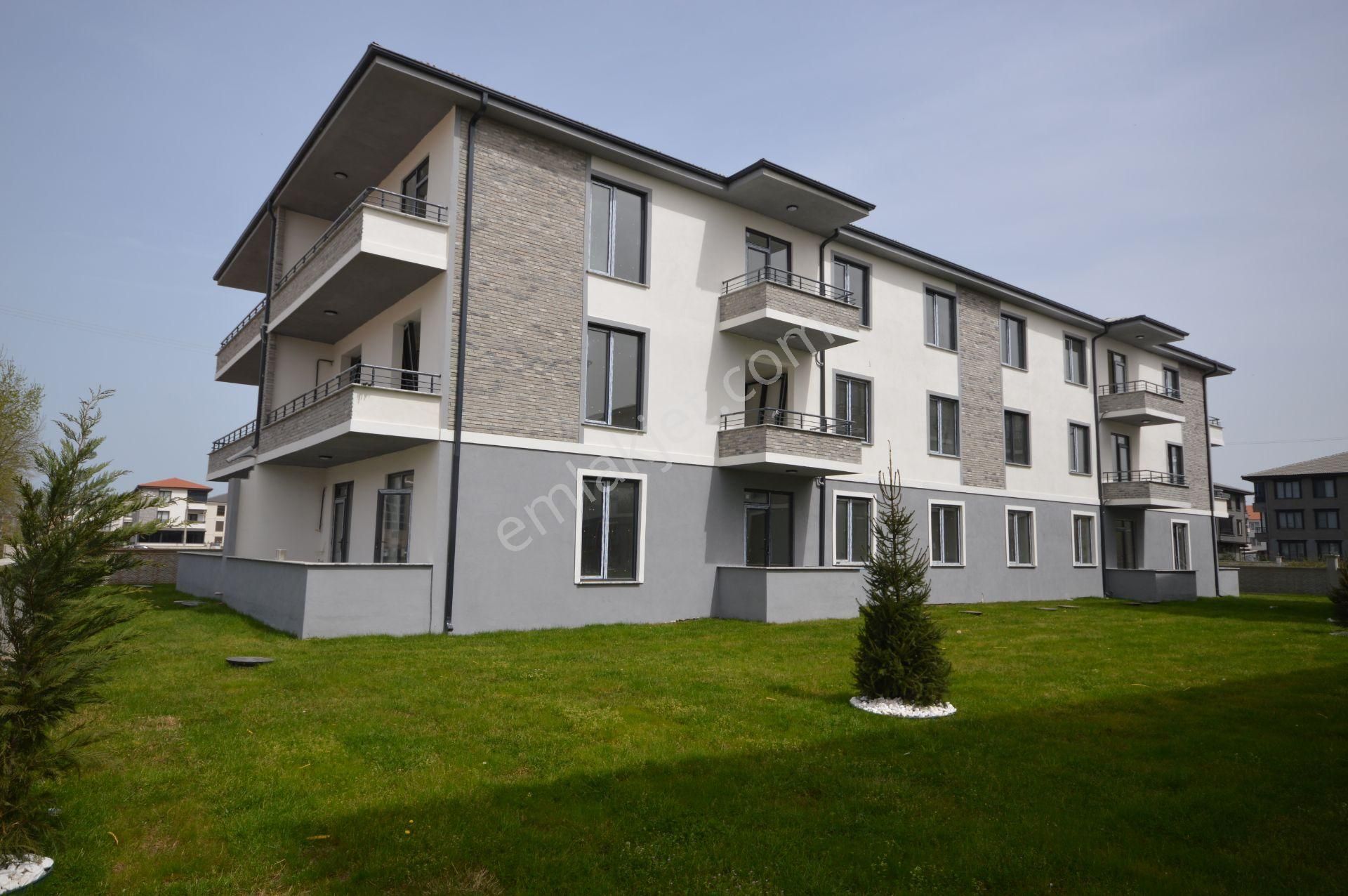 !!! Hem Yazlık Hem Kiralık Potansiyeli Yüksek 3+1 Daire !!!