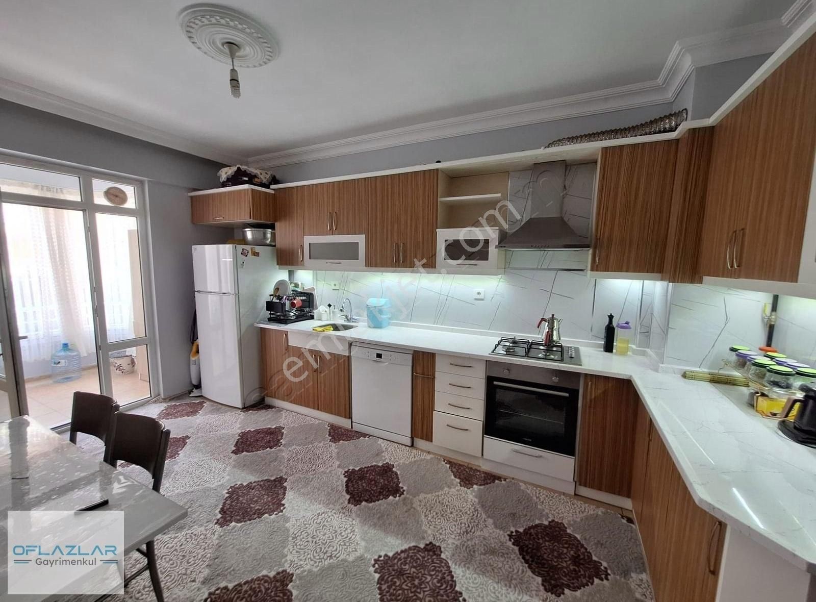 Oflazlar'dan Sarıyakup Mah. Aksitelerde 3+1 Satılık Ara Kat