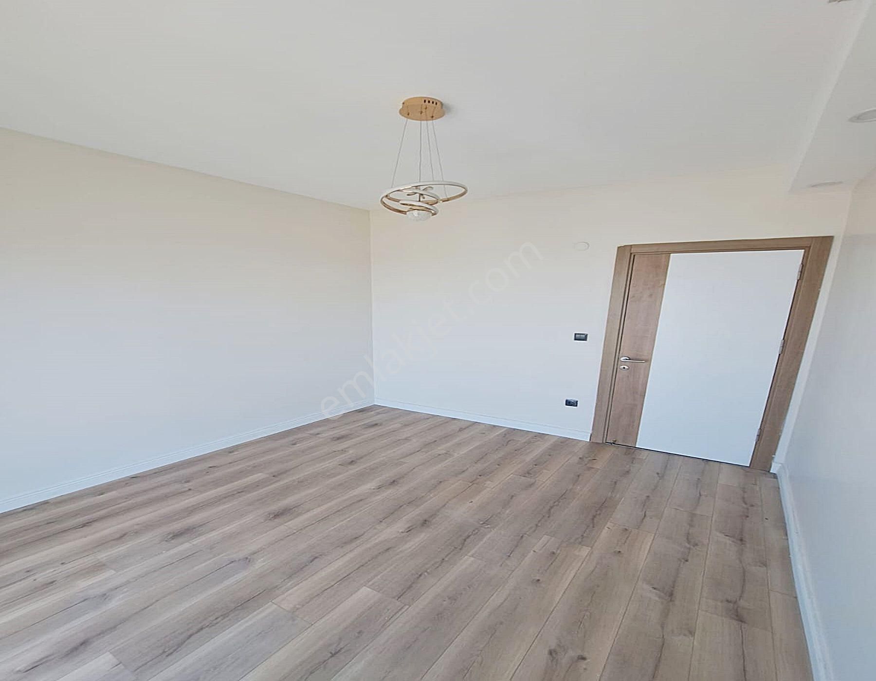 Beylikdüzü Arena'dan 7/24 Güvenlikli Sitede 2+1 Satılık Daire - Görsel 13