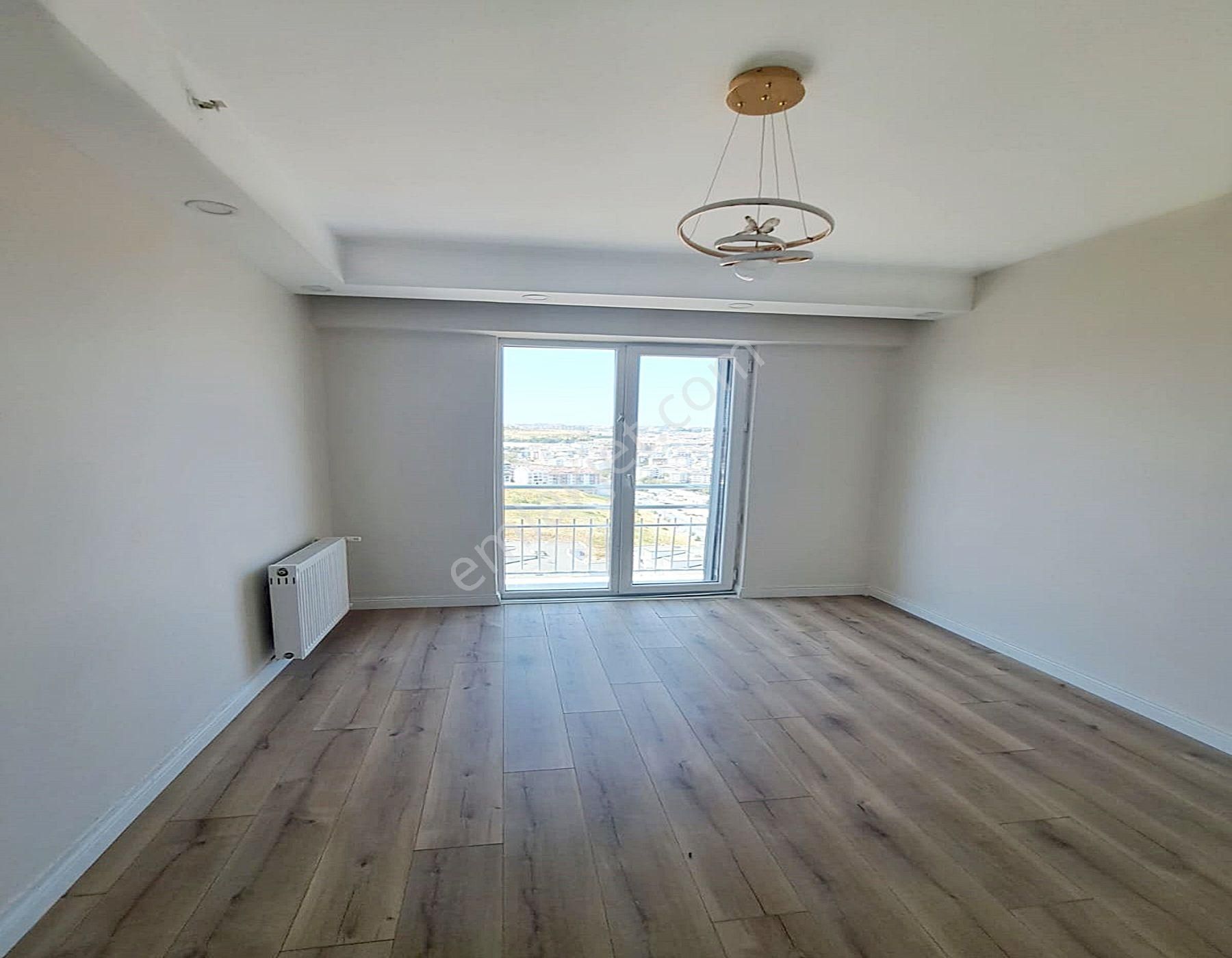 Beylikdüzü Arena'dan 7/24 Güvenlikli Sitede 2+1 Satılık Daire - Görsel 3