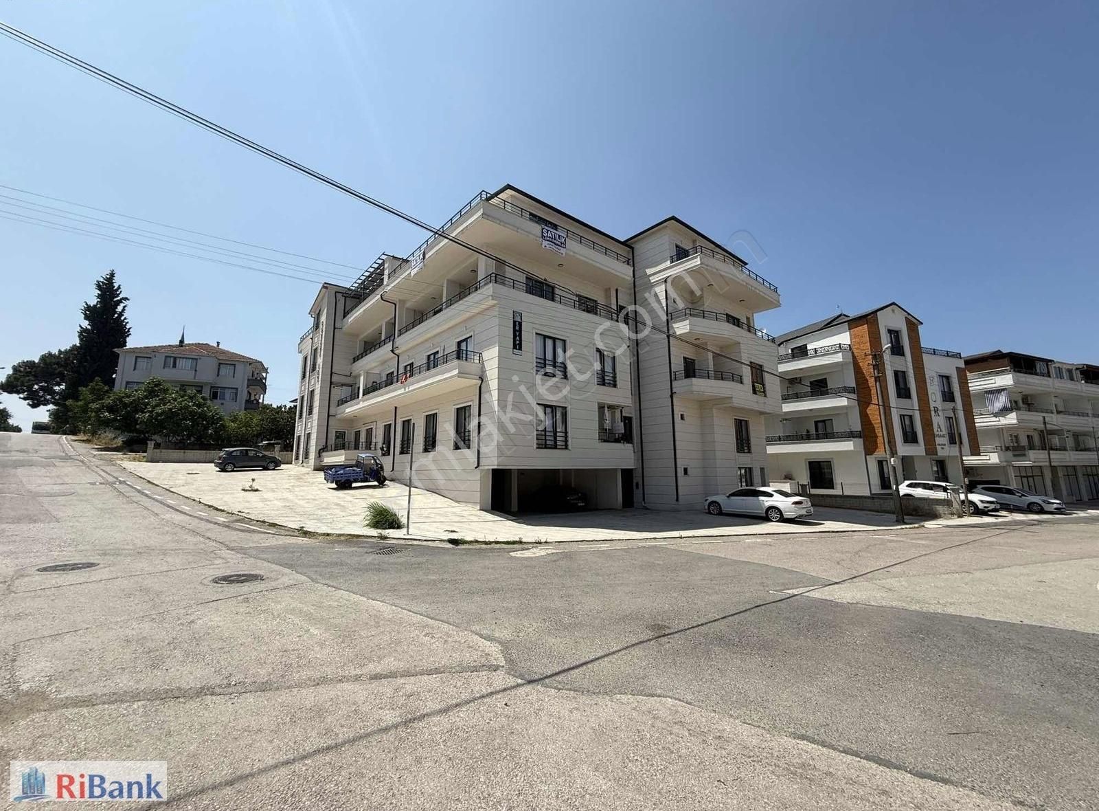 Ribanktan Barbarosta Sıfır 3+1 Asansörlü Ç.dubleks 235 M2