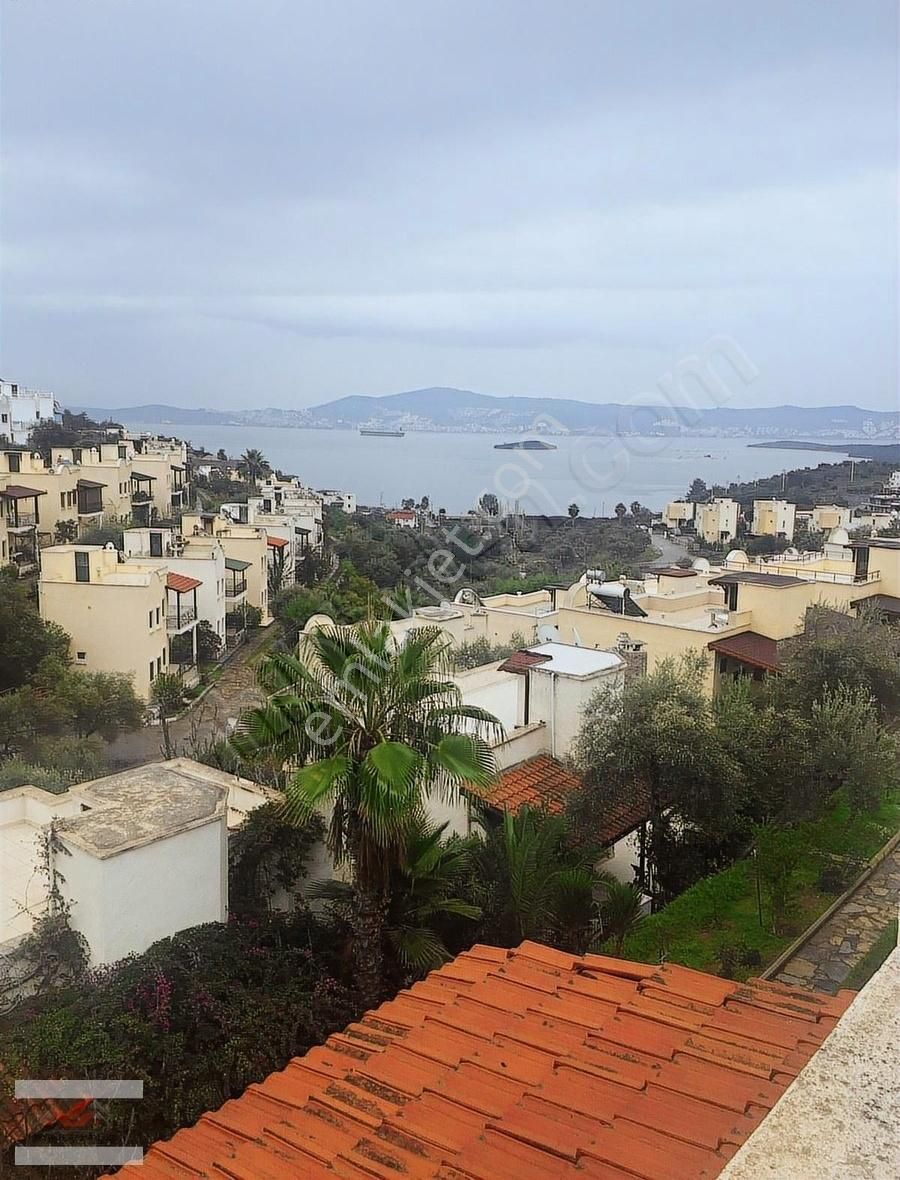 Milas Kıyıkışlacık Egetur Tatil Sitesinde Manzaralı Dubleks..