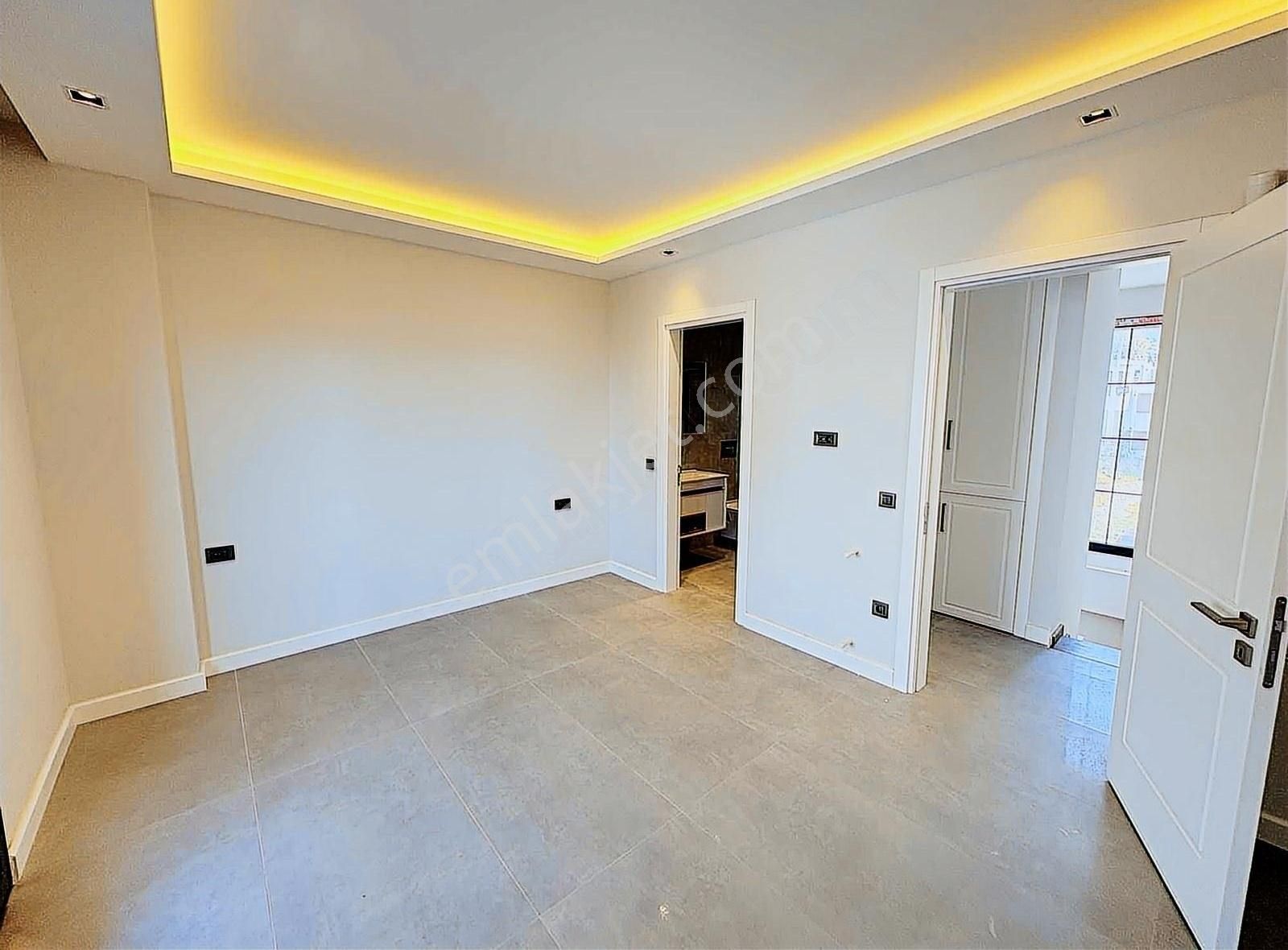 Gümüşlük Koyunbaba'da Sahile Yakın Bahçeli Lüks Villa - Görsel 11