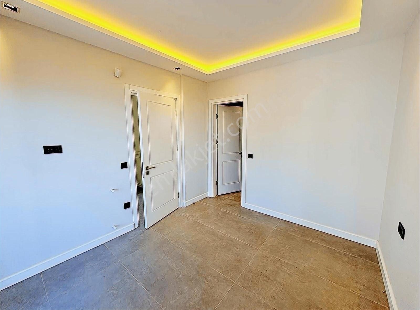 Gümüşlük Koyunbaba'da Sahile Yakın Bahçeli Lüks Villa - Görsel 8