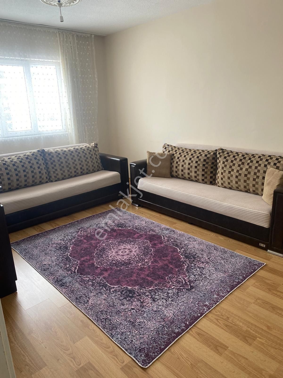 Hastane Yanı Eşyalı 2+1