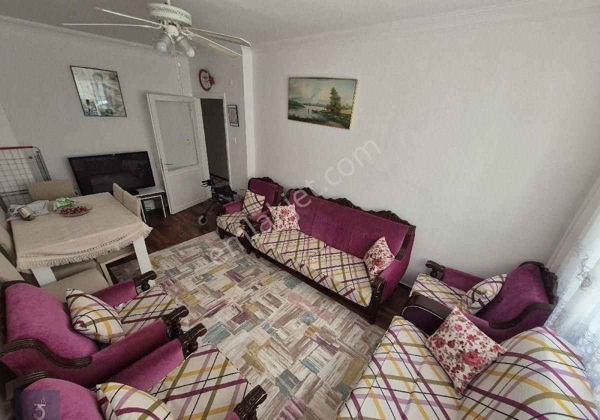 Otuzbeş'ten Altıntaş Mahallesi’nde 2+1 Giriş Katı Daire