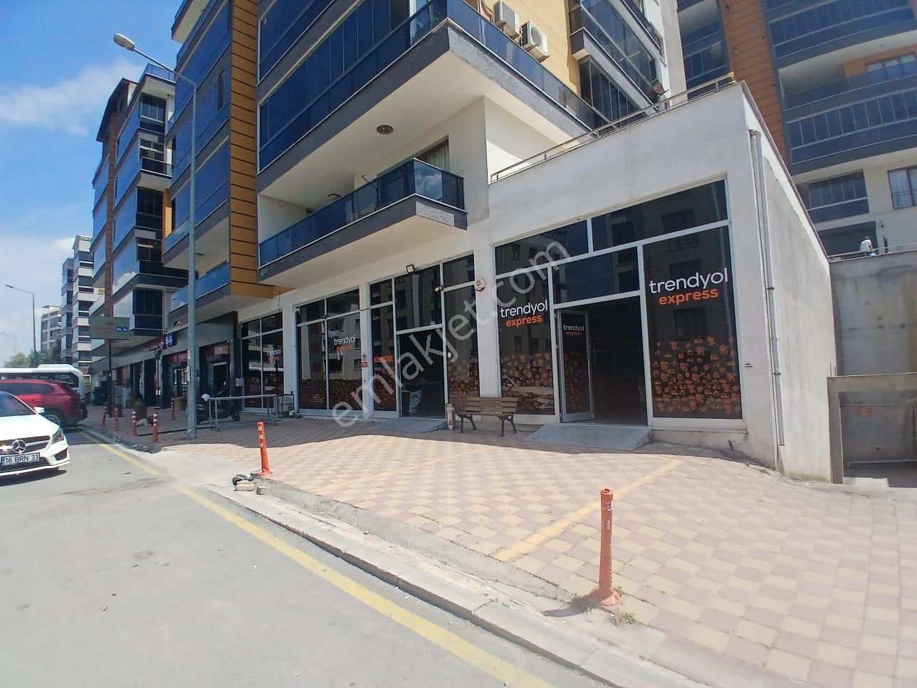 Hisartepe Yüksek Kira Getirili Büyük Dükkan - Görsel 2