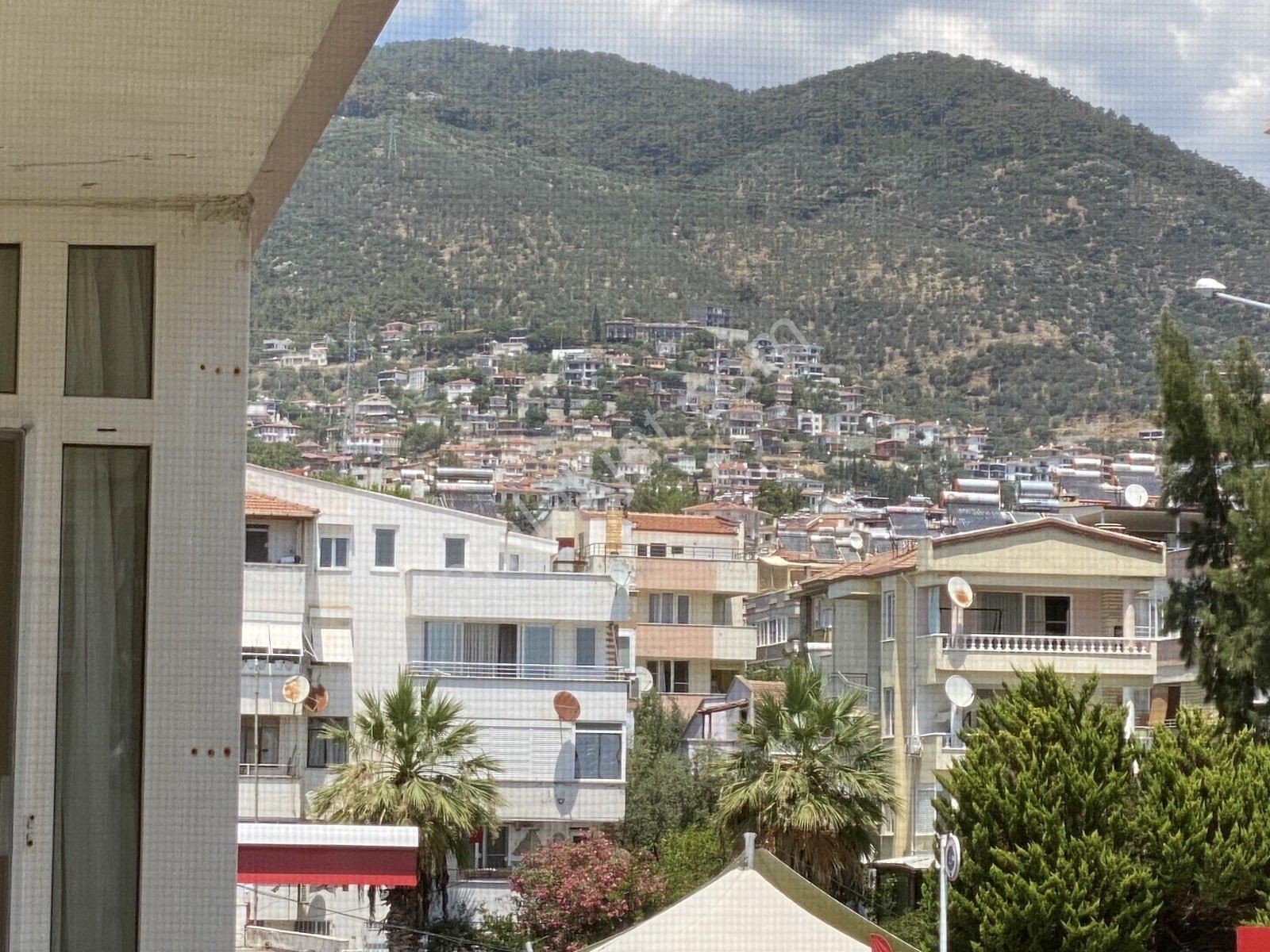 Altınoluk Denize Sıfır Konumda Kat Mülkiyetli 3.kat Deniz Manzaralı 1+1 Fırsat Daire - Görsel 27