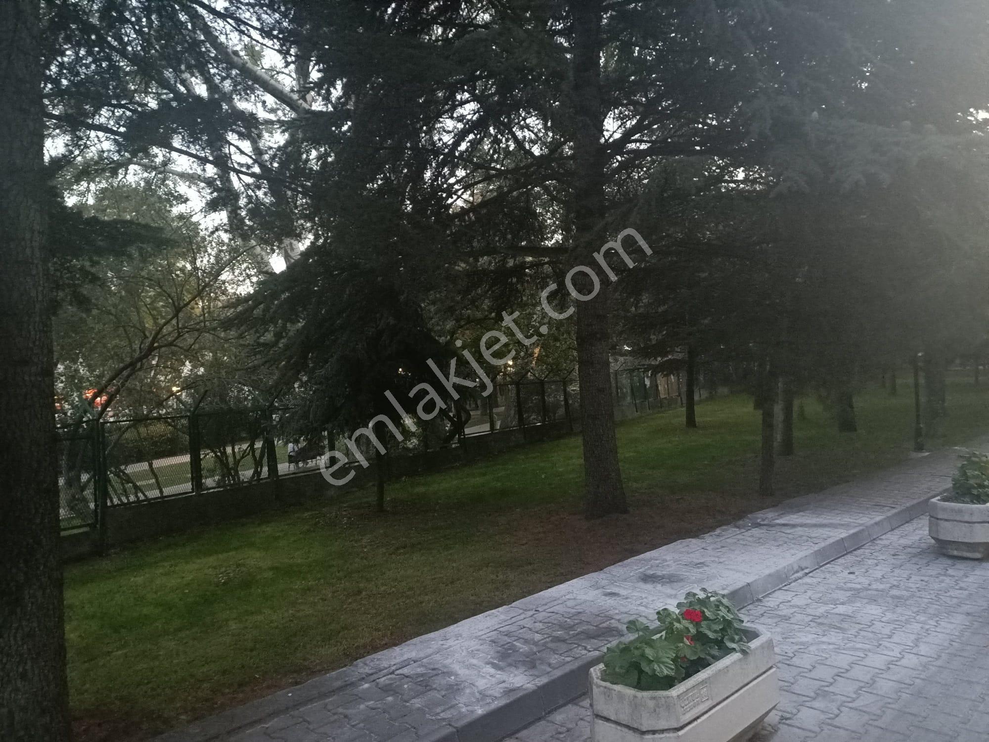 Bahçeli 7.cadde Metroya Yakın Eser Sitesinde Katta İçi Lüks Yapılı 2+1 Satılık Daire - Görsel 16