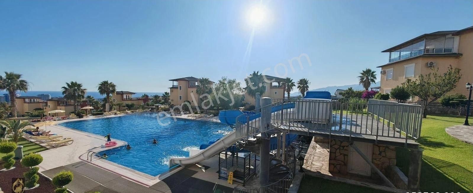 Alanya-mahmutlar'da, 4. Kat 3+1 Eşyalı Deniz Manzaralı Kiralık Daire